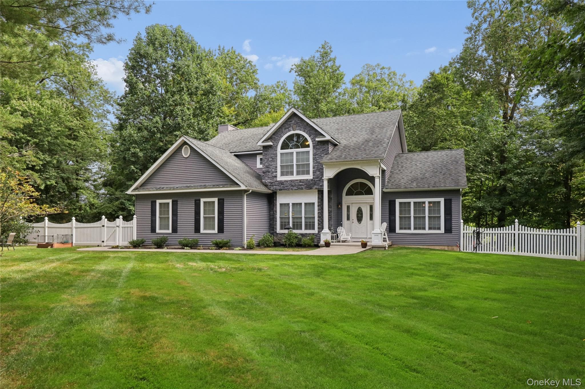 220 N Little Tor Road thumbnail 2