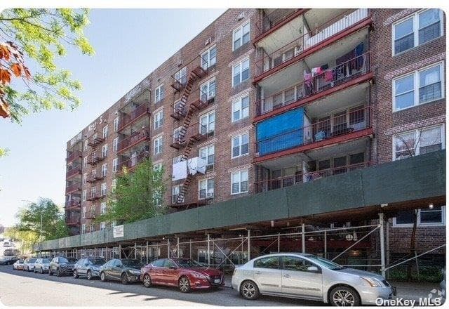 86-16 60 Avenue Unit: 1L, Elmhurst