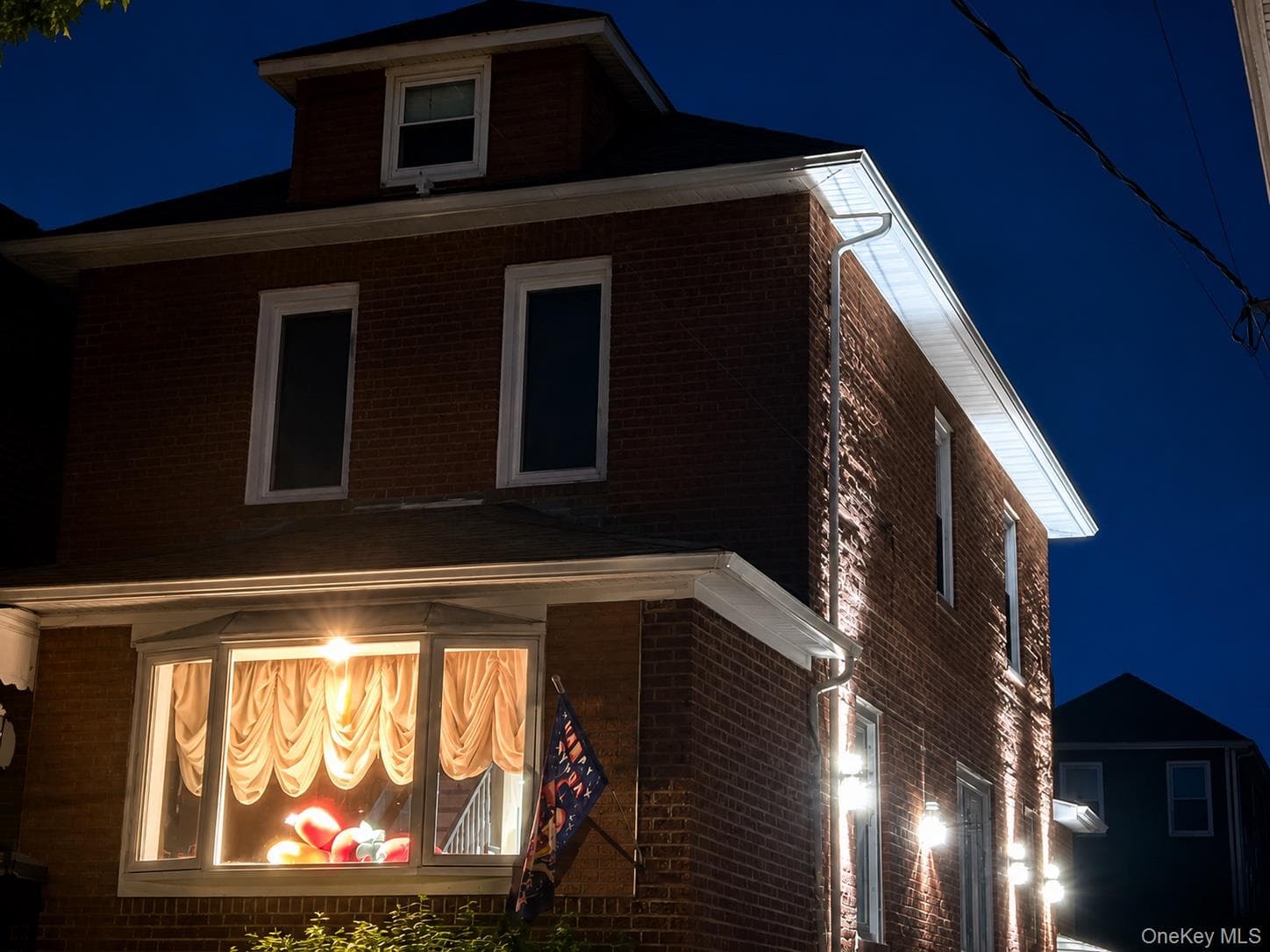 1715 Hering Avenue thumbnail 28
