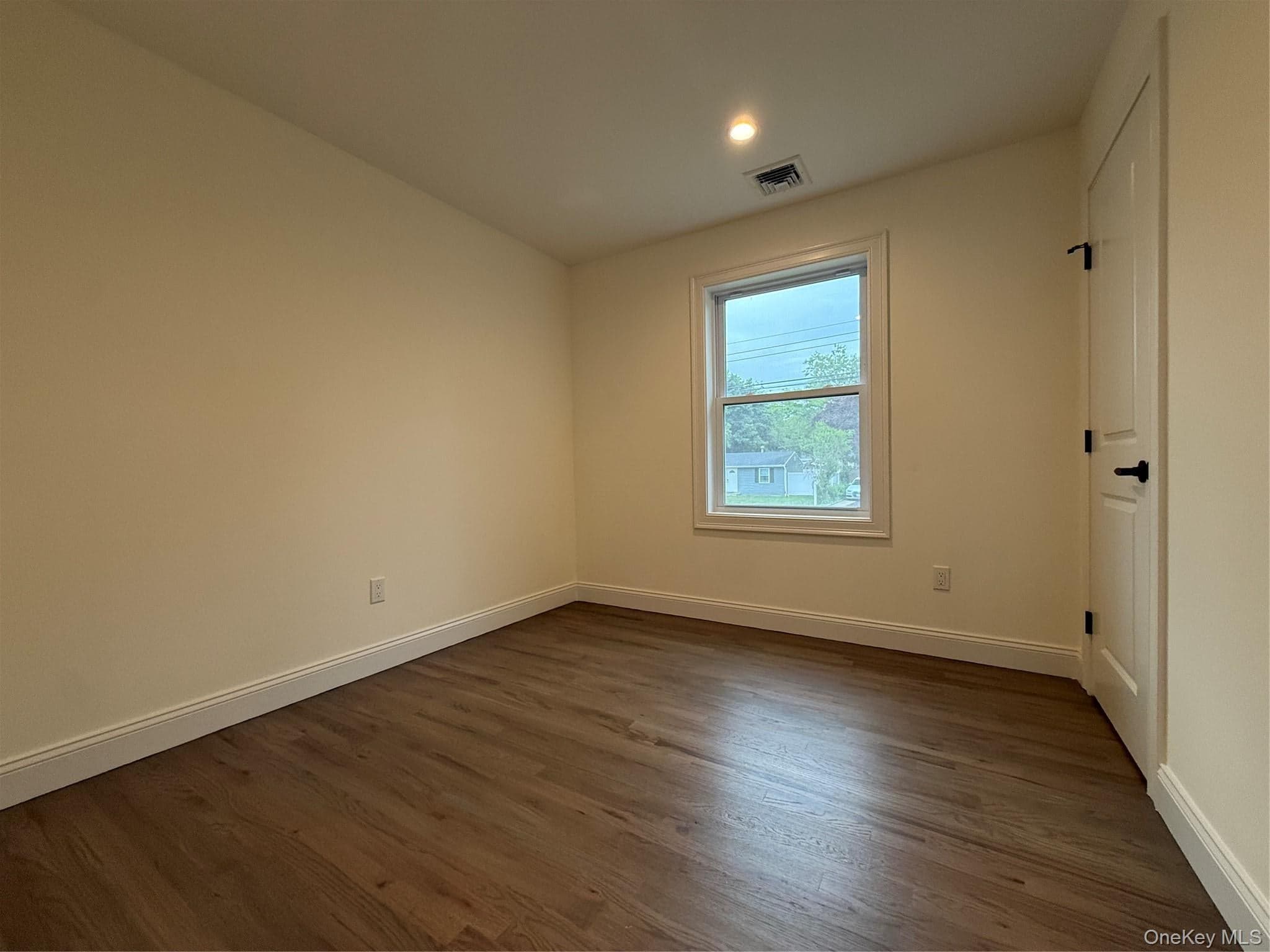 129 Southaven Avenue thumbnail 14