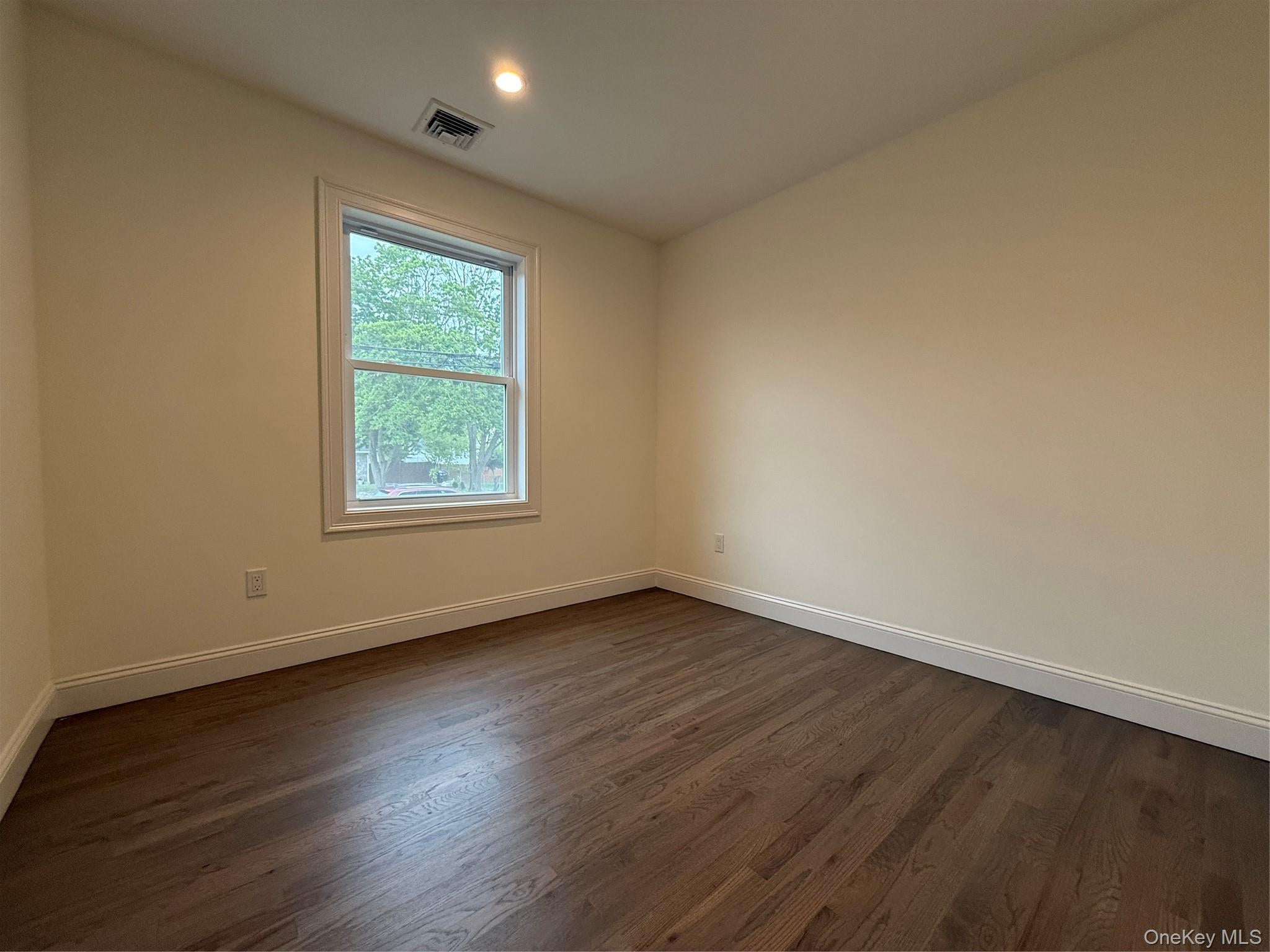 129 Southaven Avenue thumbnail 13