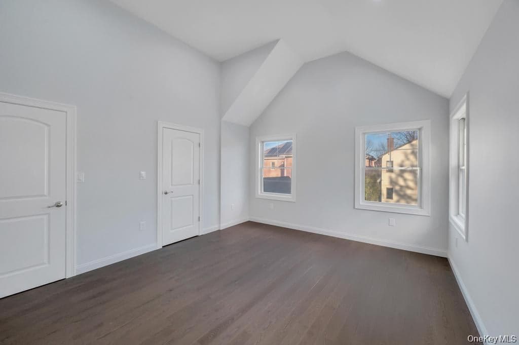 141 Emerson Avenue thumbnail 22