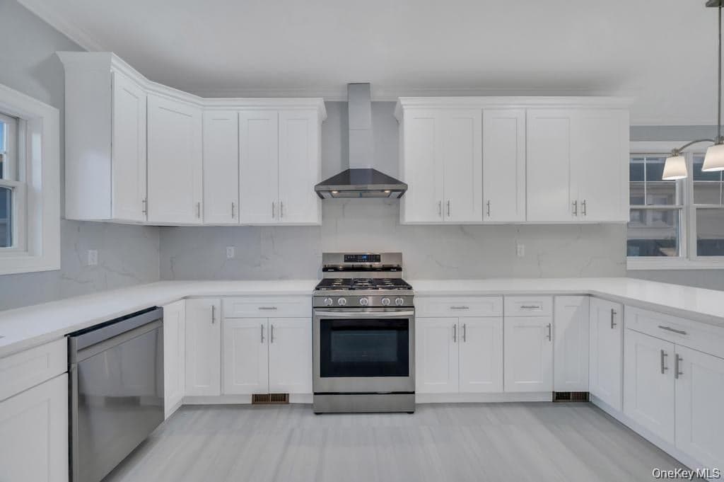 141 Emerson Avenue thumbnail 13