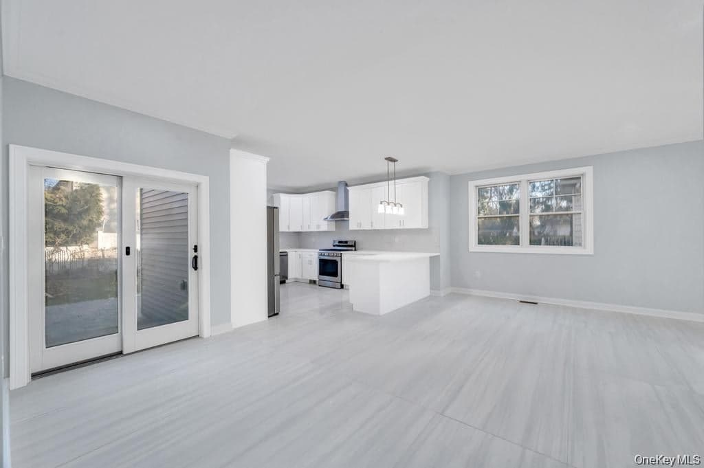 141 Emerson Avenue thumbnail 9