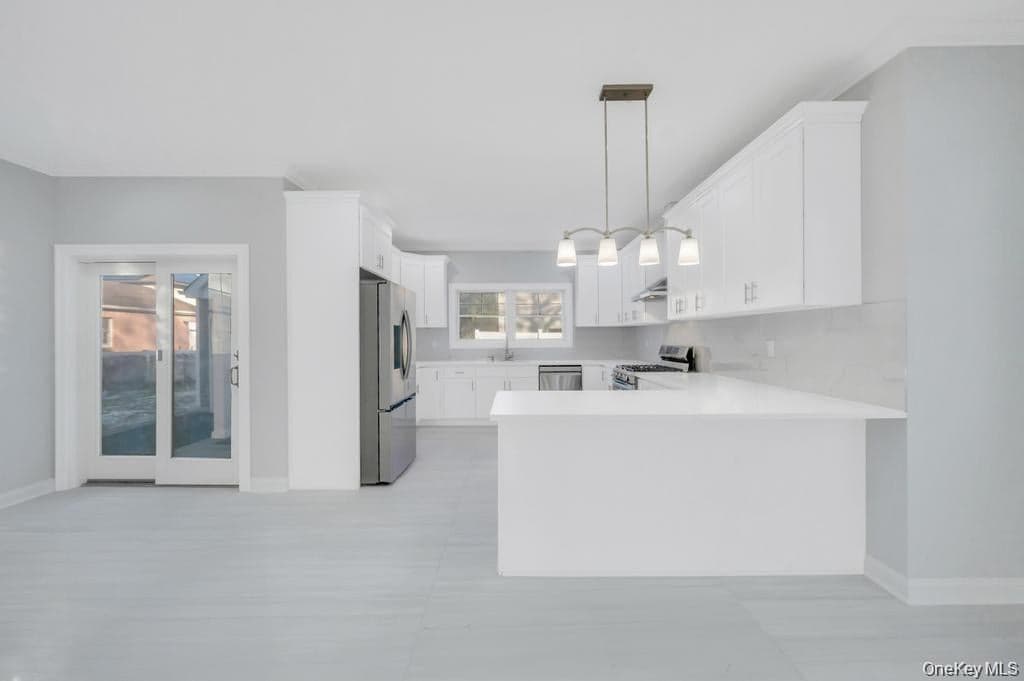 141 Emerson Avenue thumbnail 11