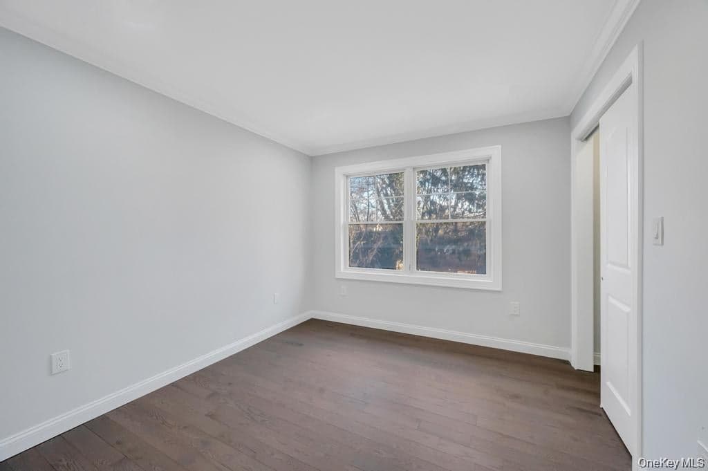 141 Emerson Avenue thumbnail 27