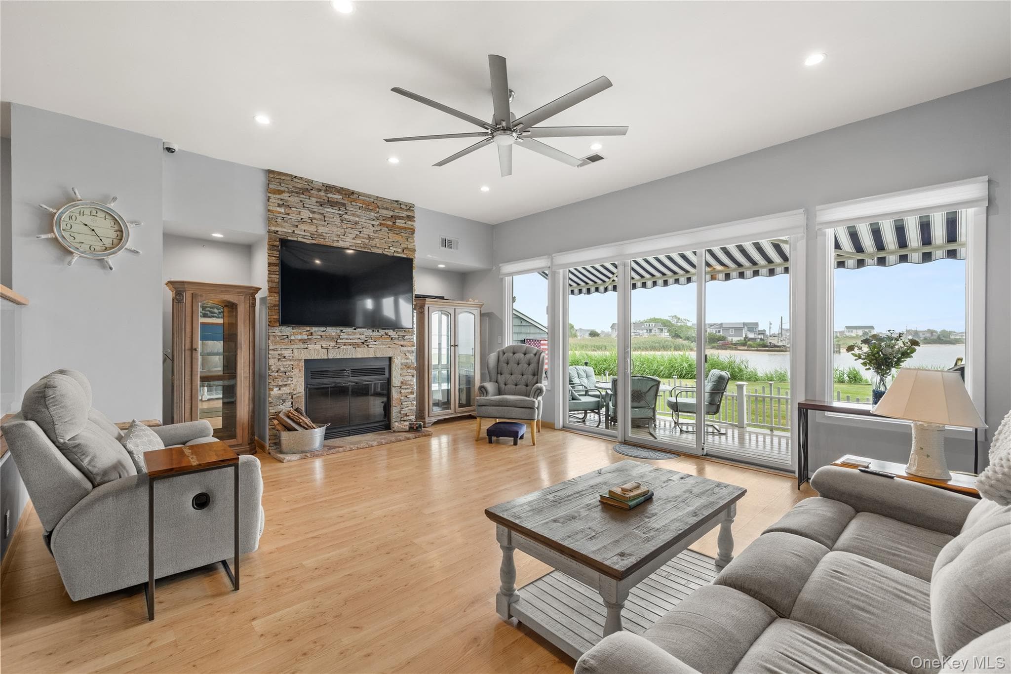 8 Victoria Drive Unit: 8 thumbnail 10
