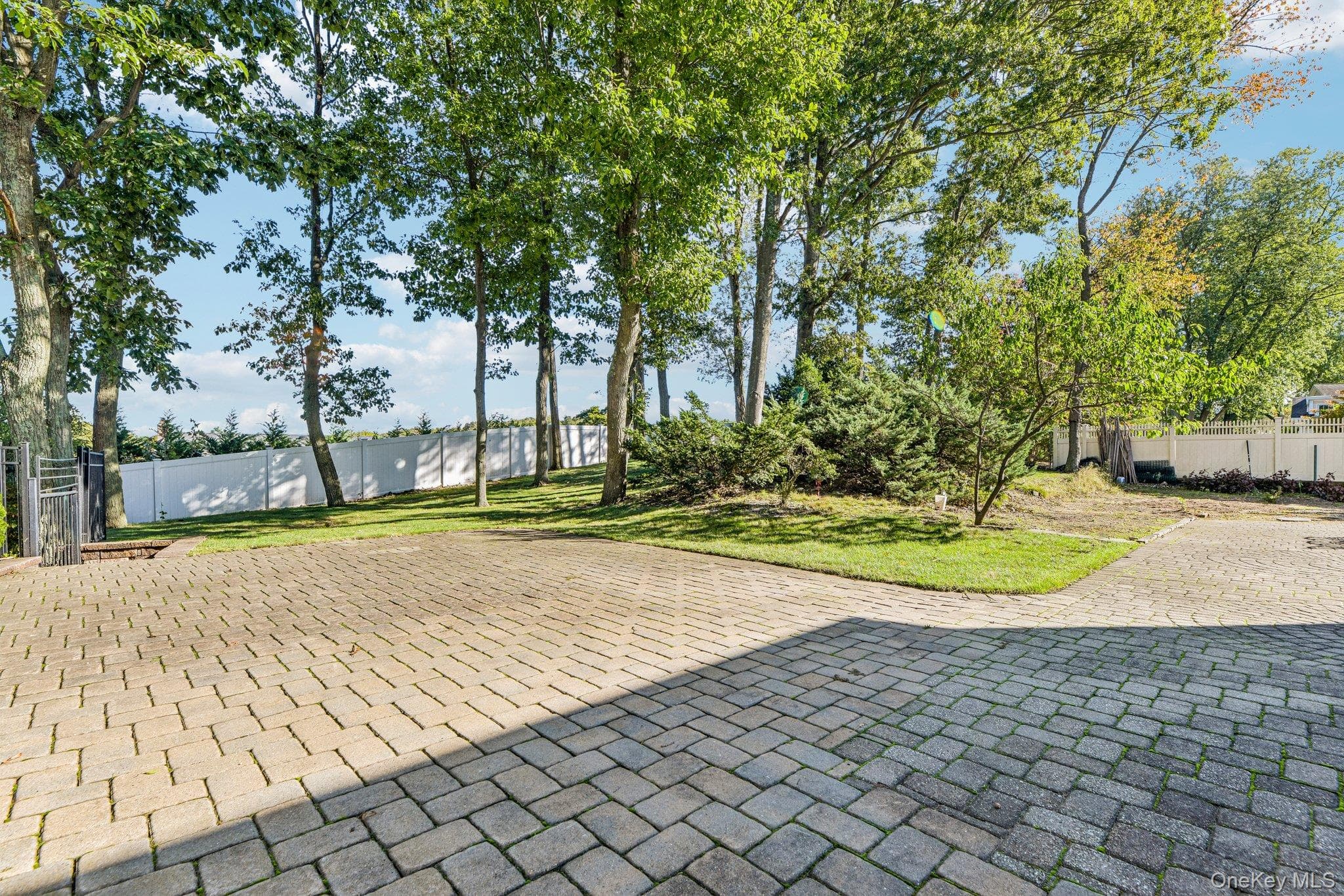 81 Twin Oaks Drive thumbnail 21