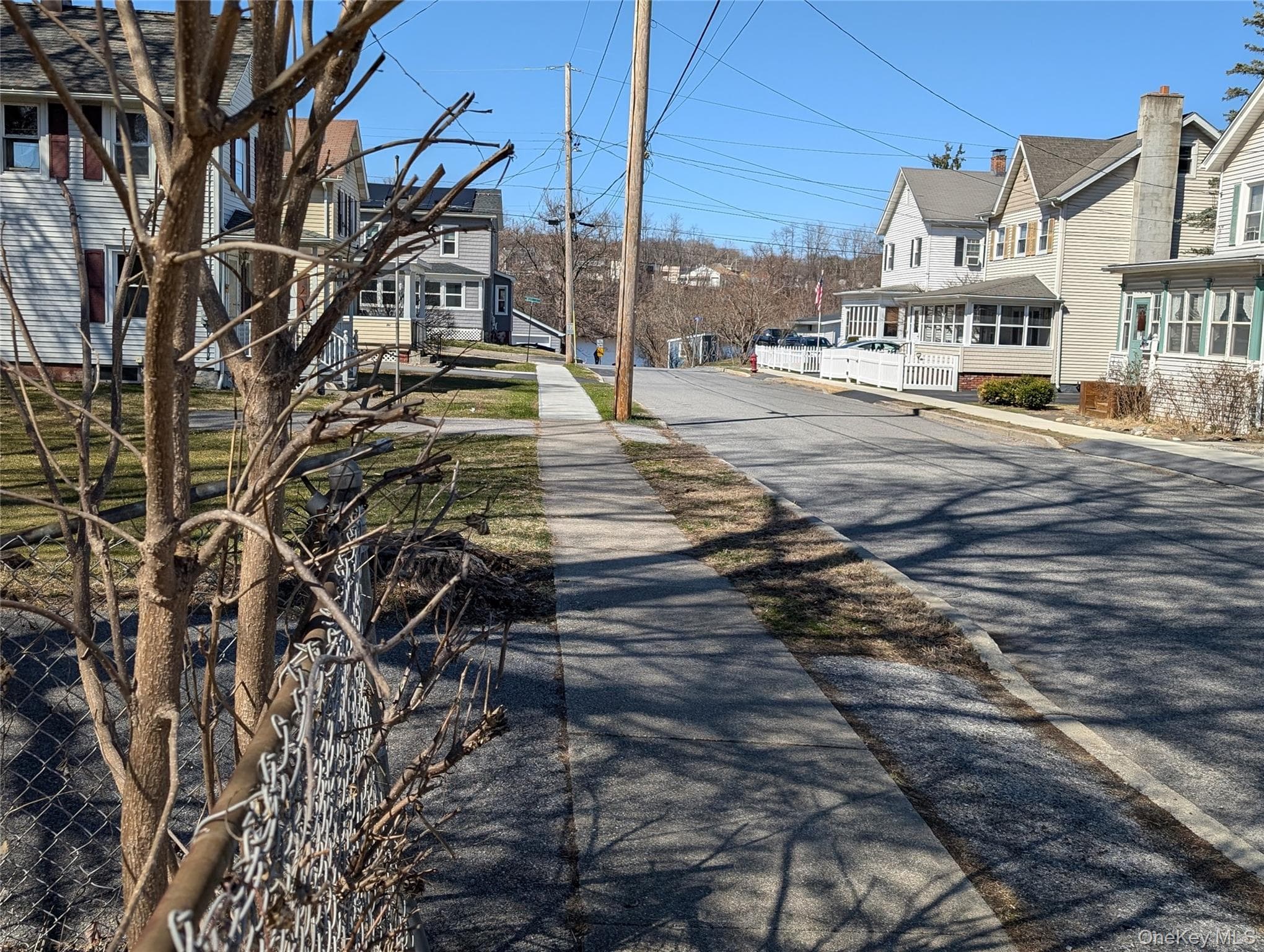 Brown Avenue thumbnail 8