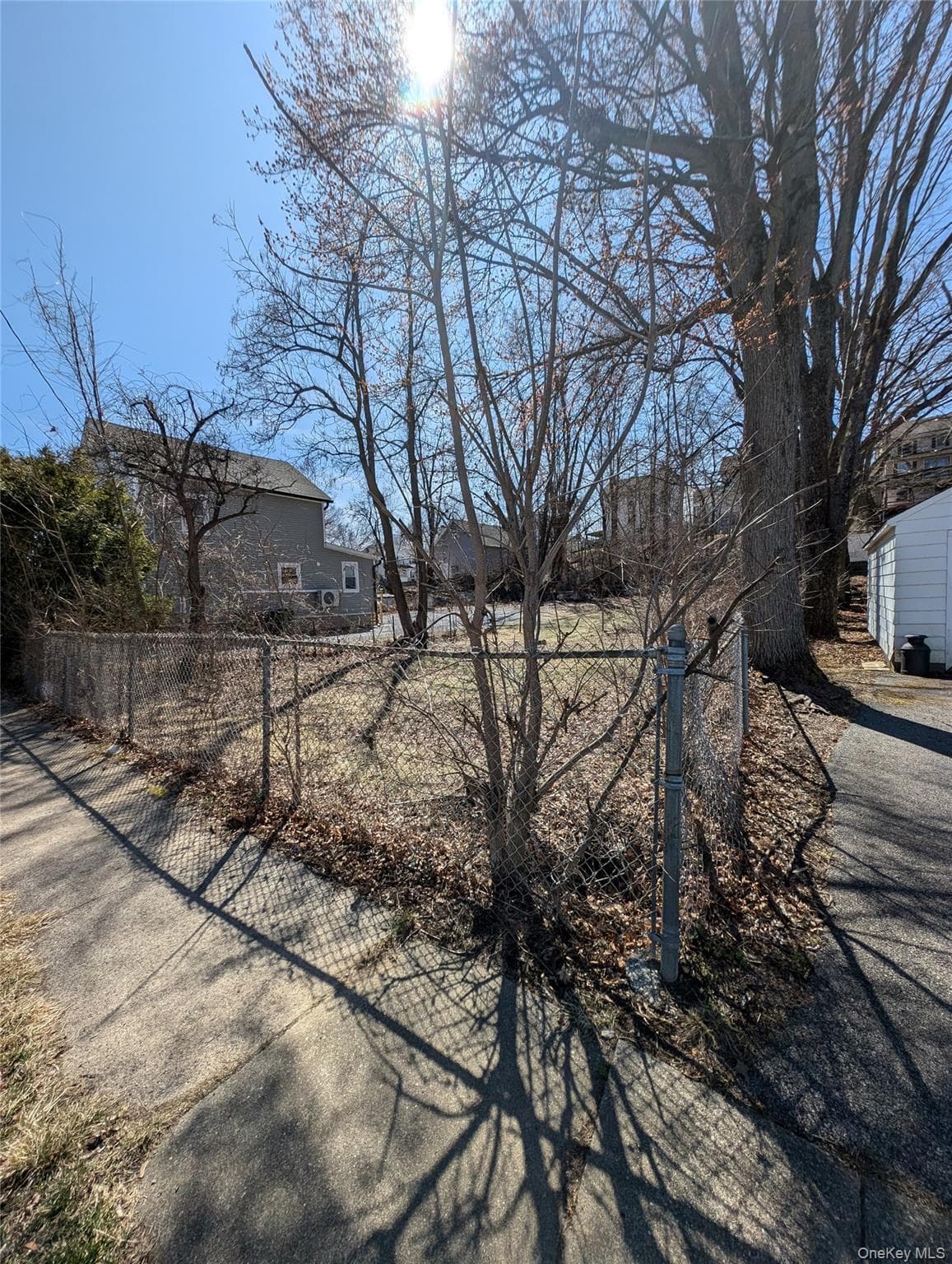 Brown Avenue thumbnail 10