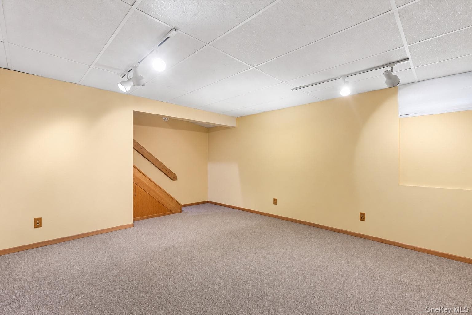 24 Huntington Commons thumbnail 18