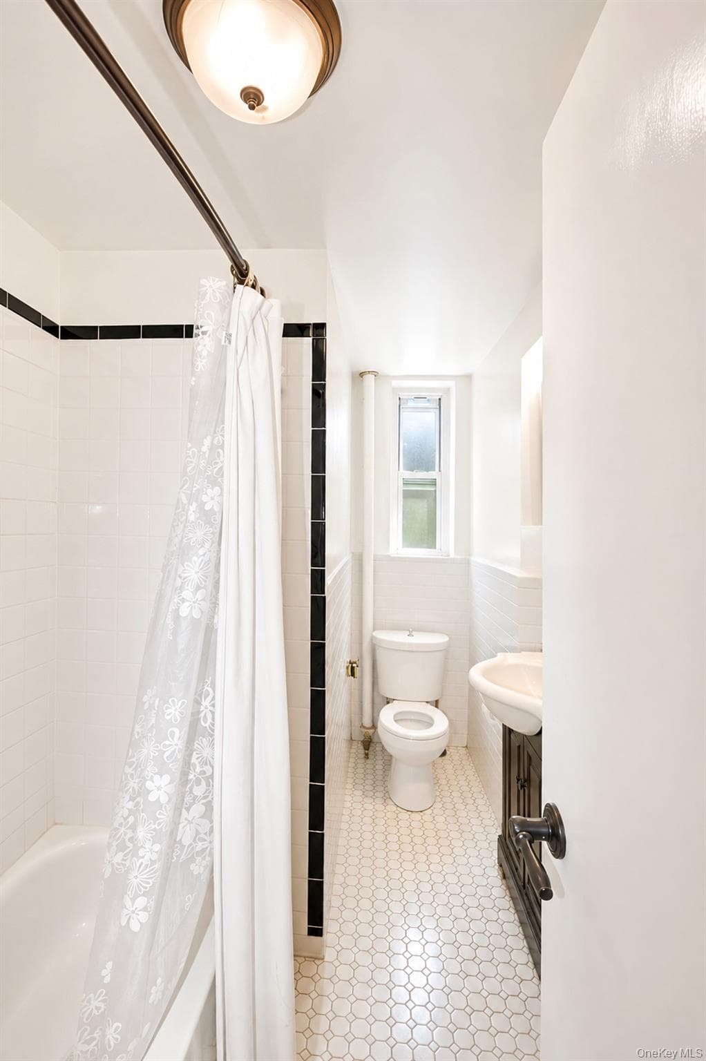 60 W Broad Street Unit: 1L thumbnail 11