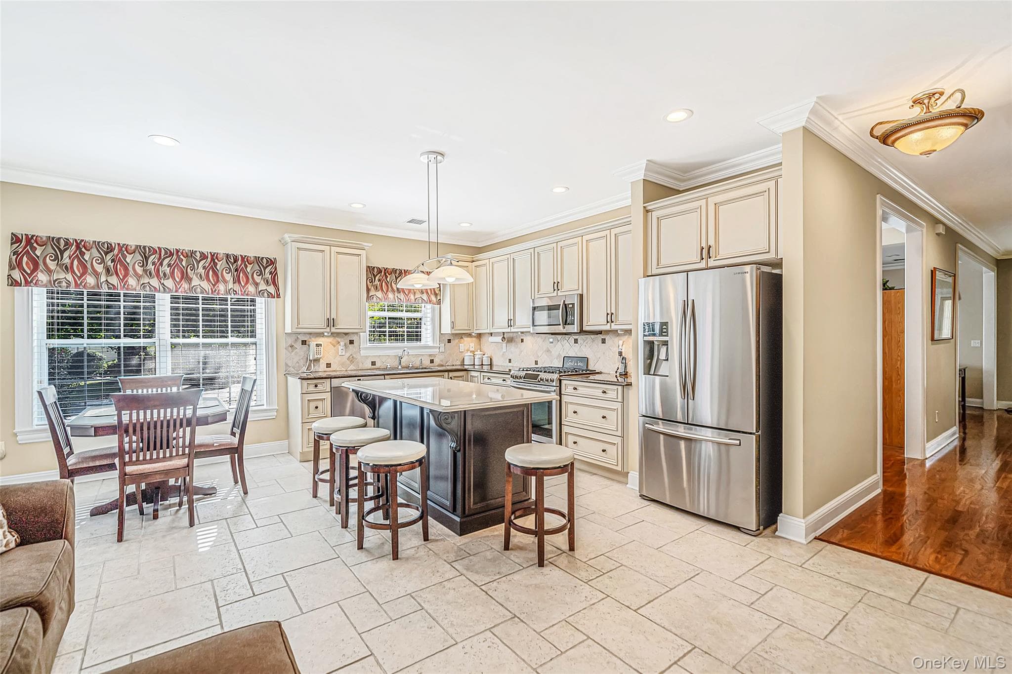 29 Golden Spruce Drive thumbnail 13