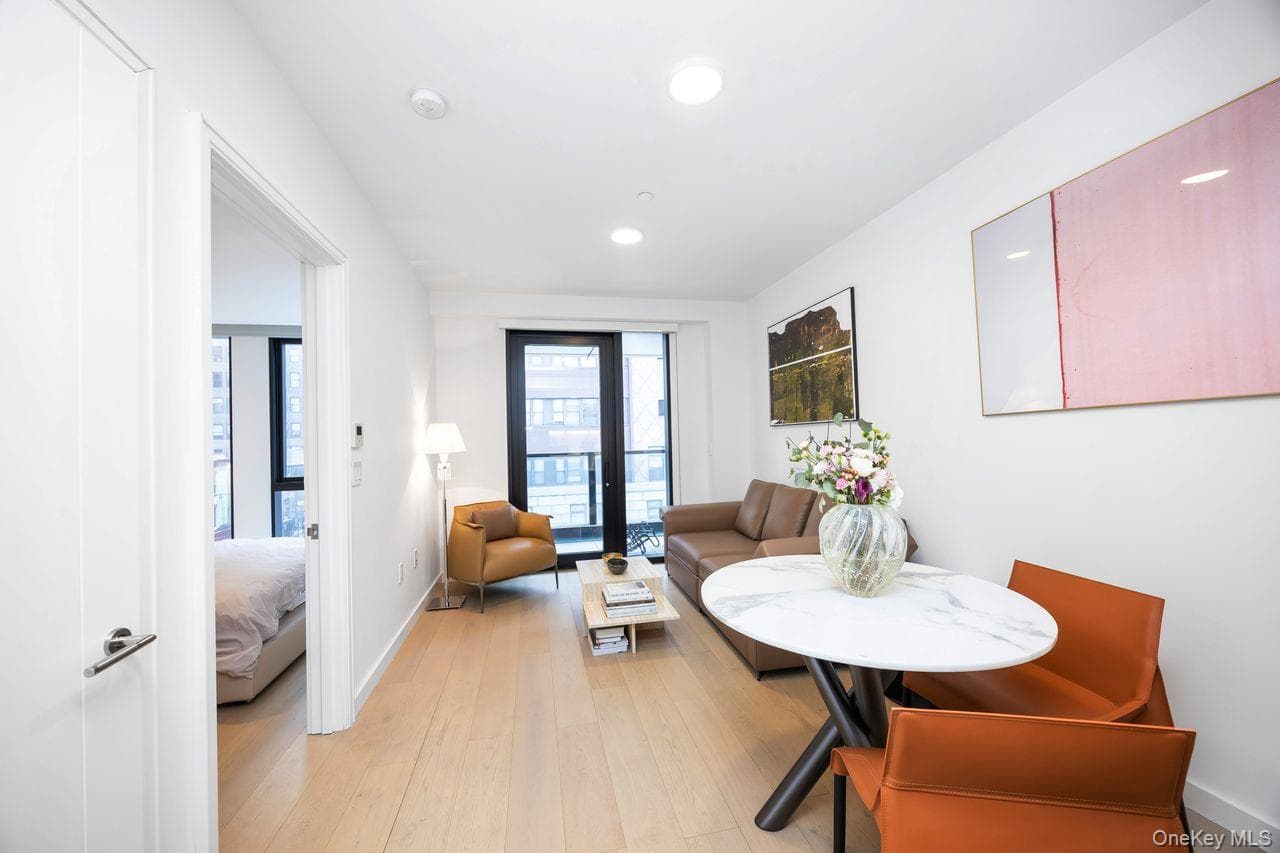 300 W 30th Street Unit: 10D thumbnail 5