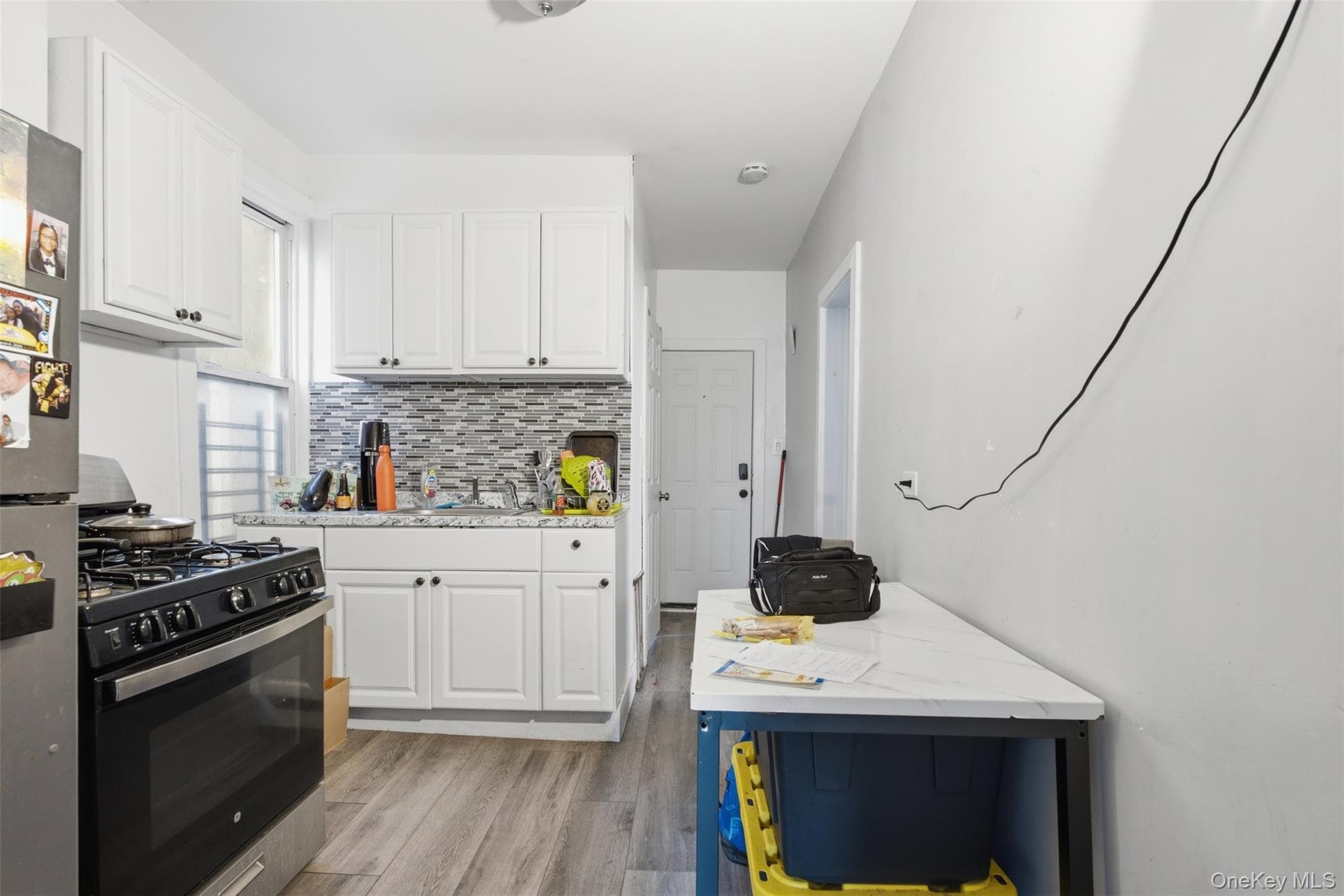 1038 E 224th Street thumbnail 6