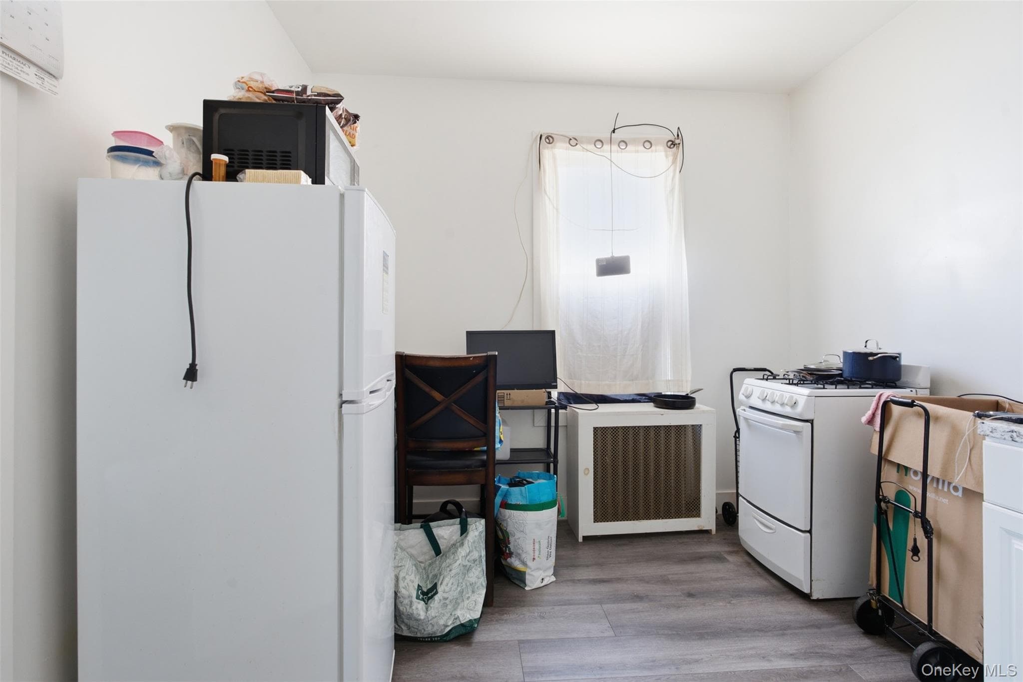 1038 E 224th Street thumbnail 10