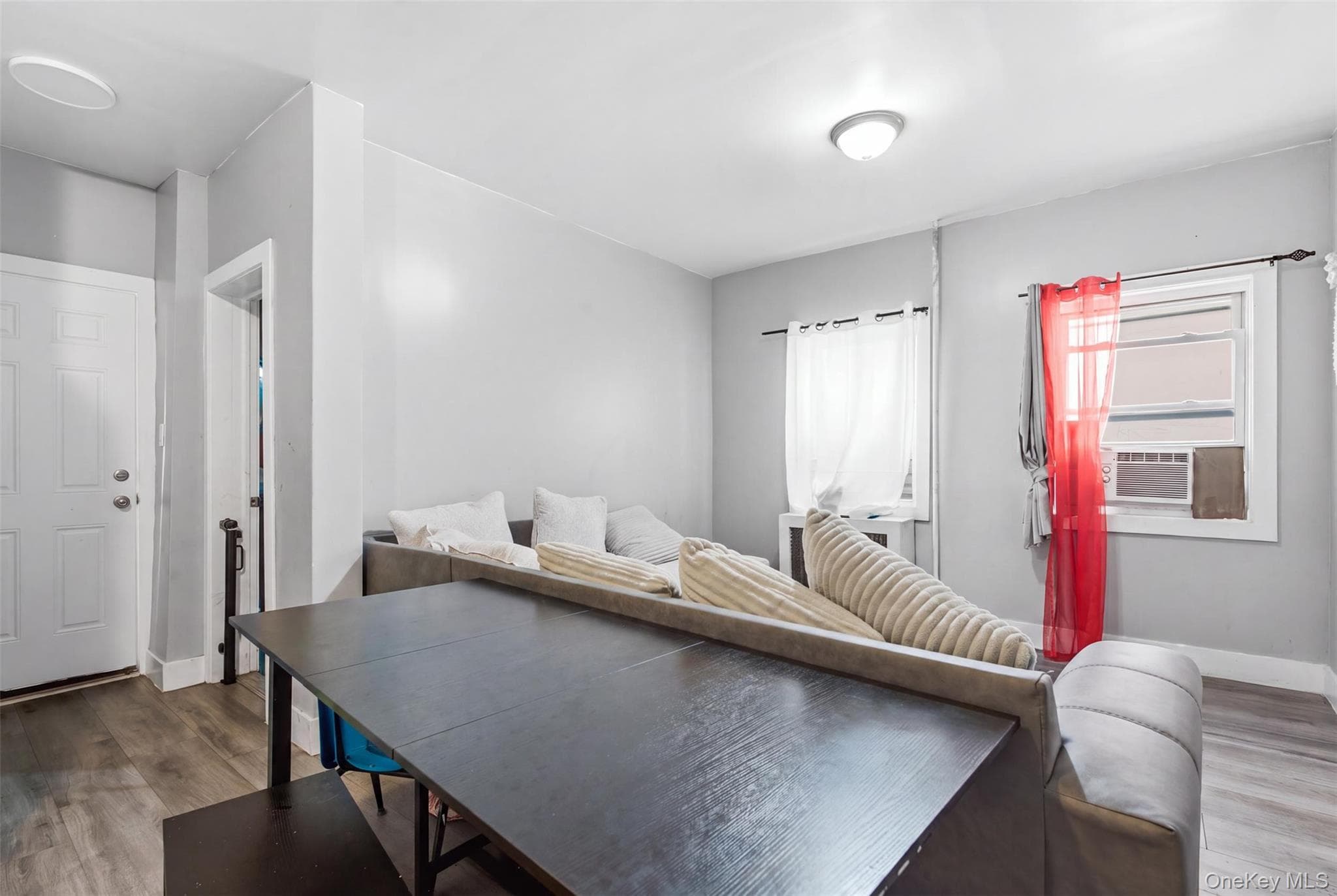 1038 E 224th Street thumbnail 14