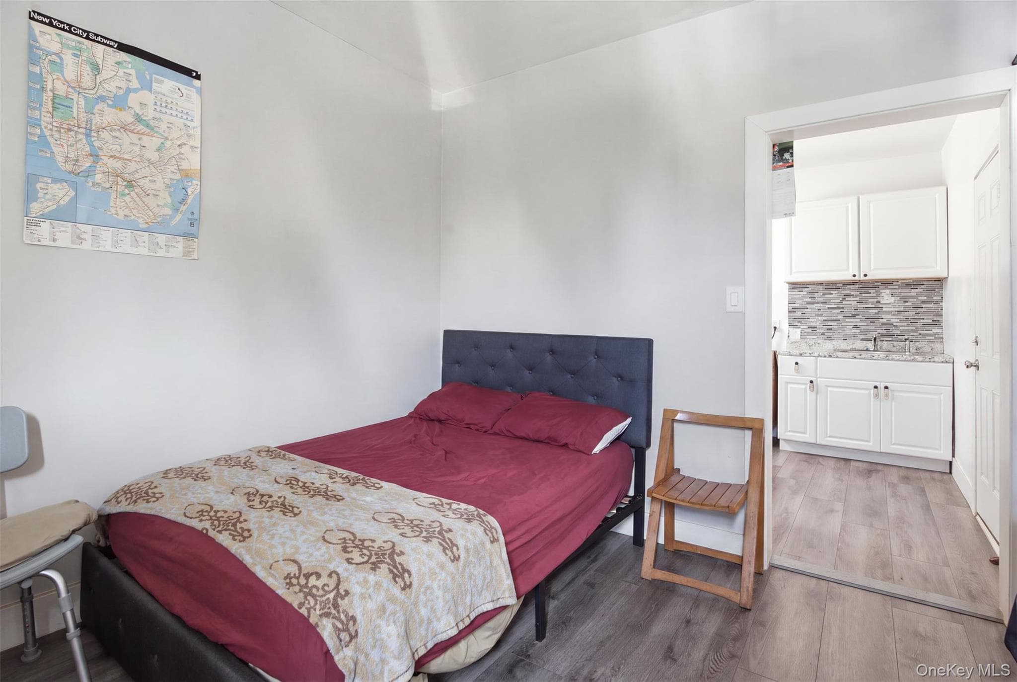 1038 E 224th Street thumbnail 15