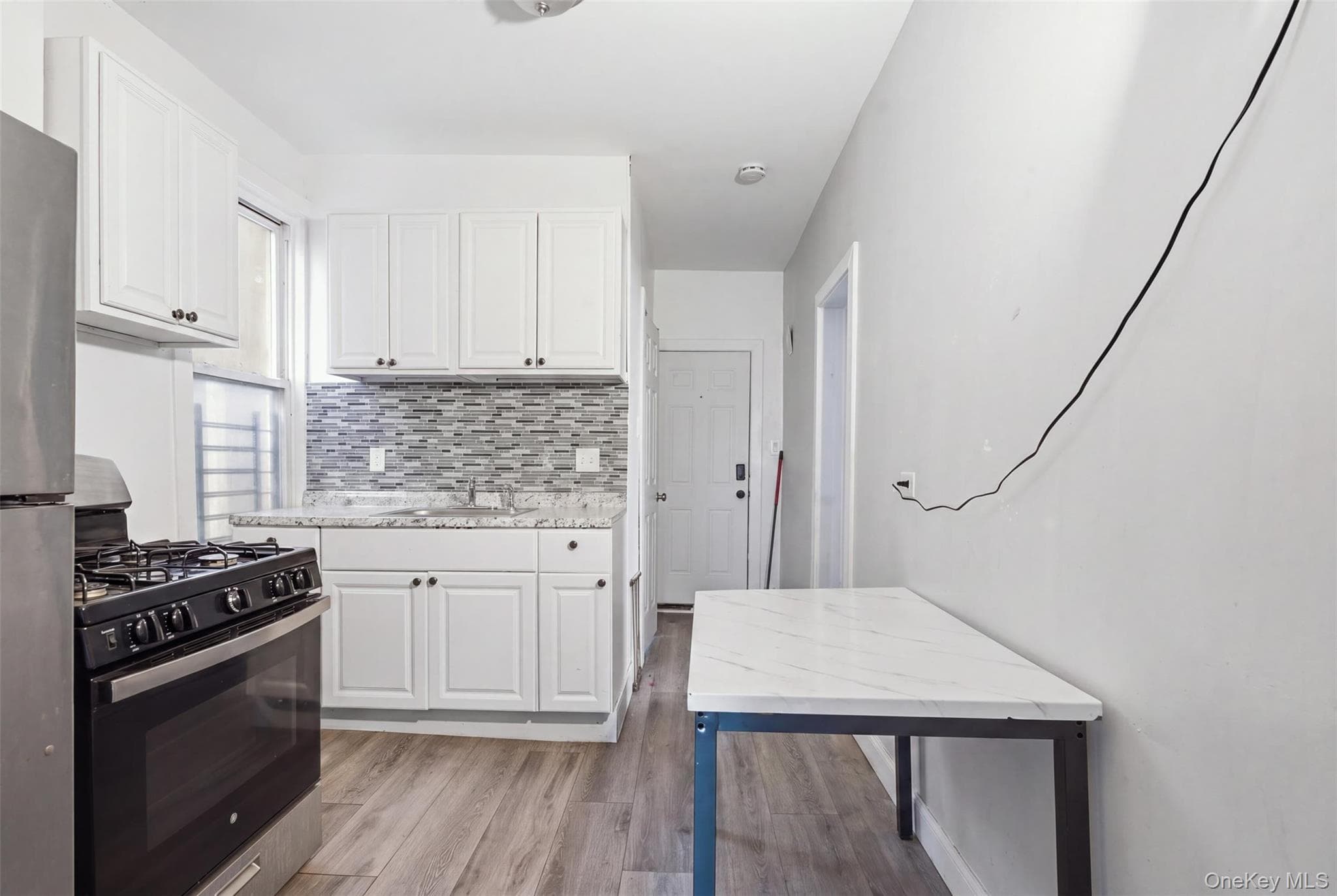 1038 E 224th Street thumbnail 17
