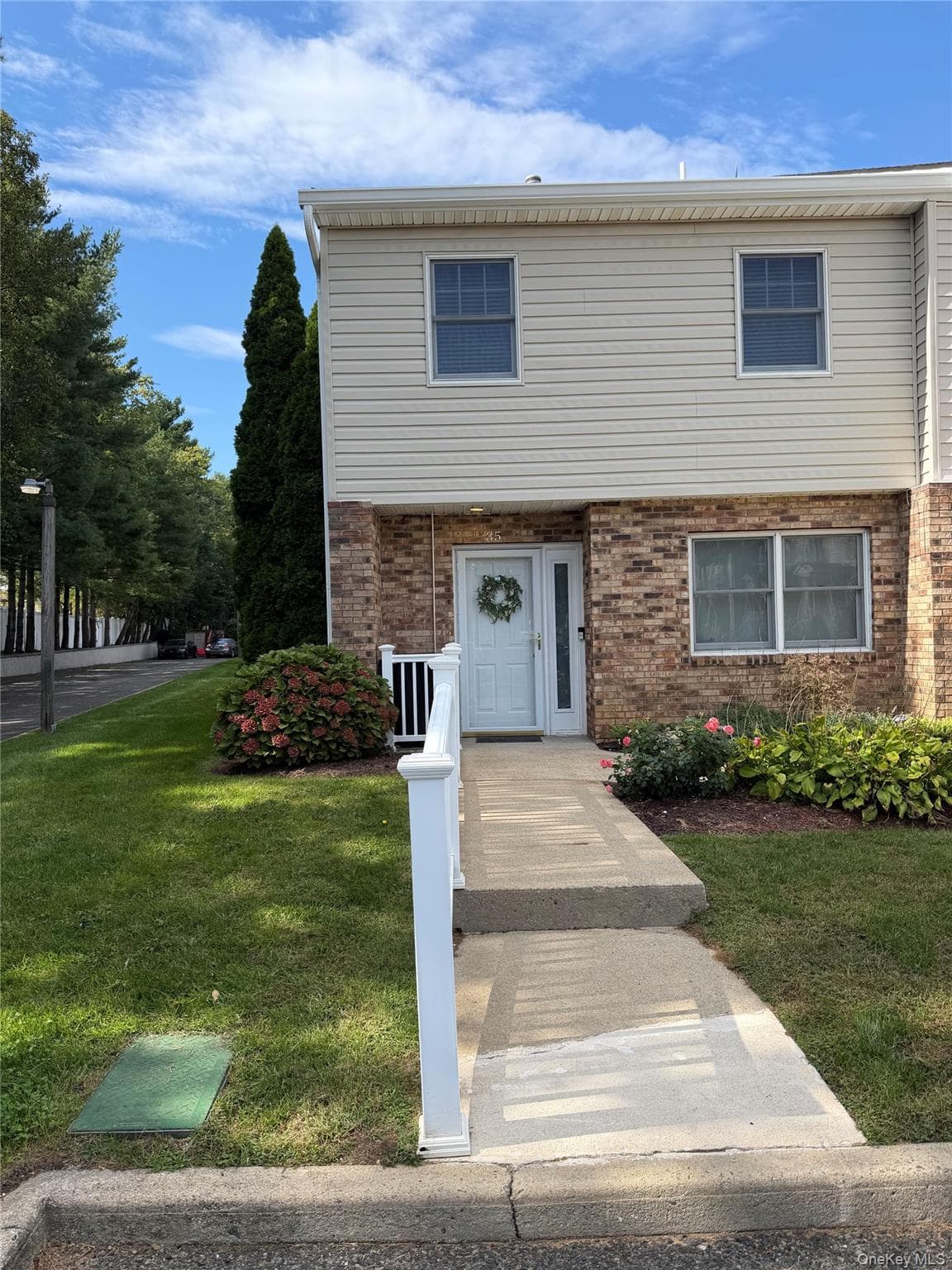 1601 Johnson Avenue Unit: 35, Elmont