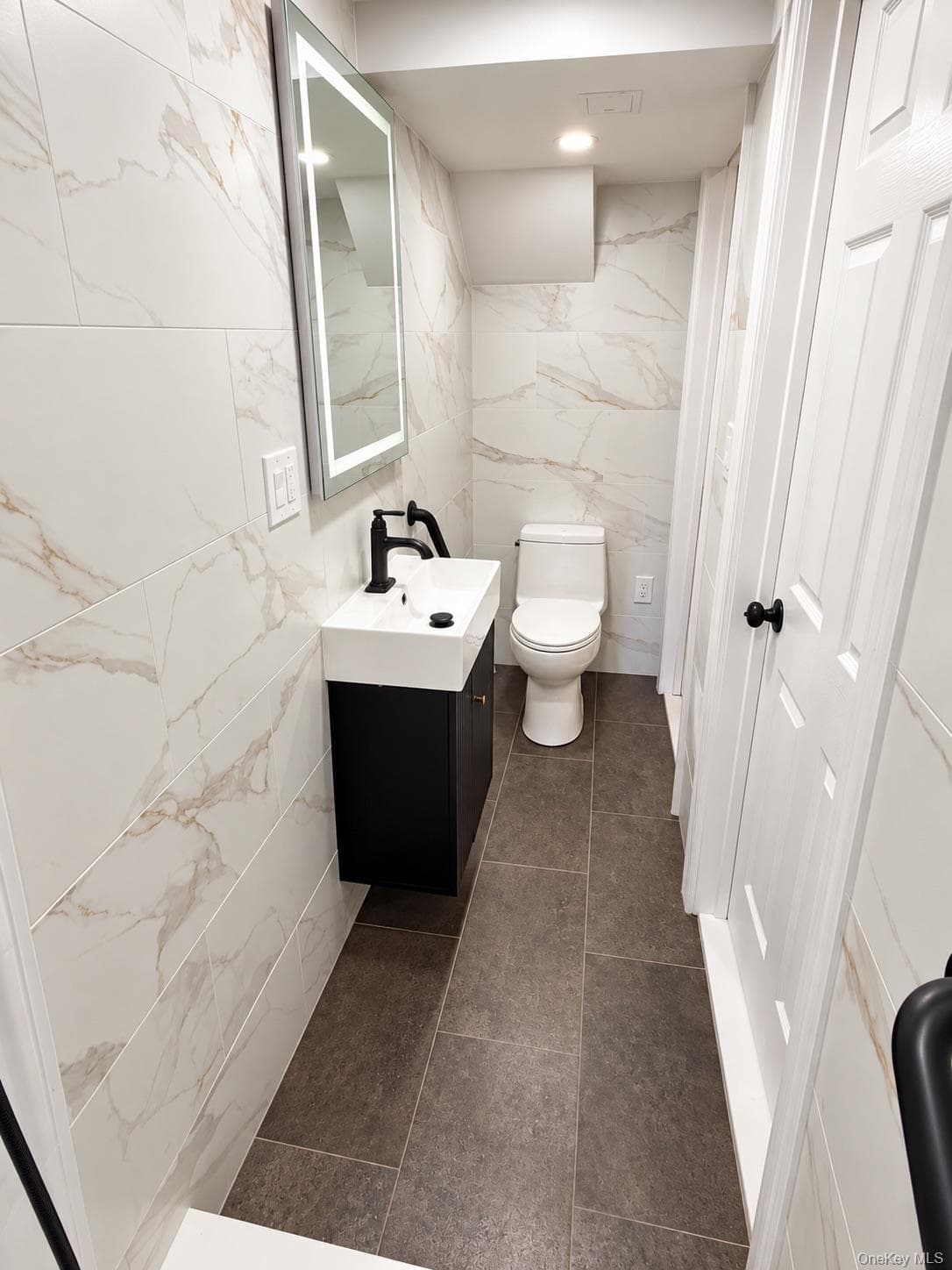 1601 Johnson Avenue Unit: 35 thumbnail 5