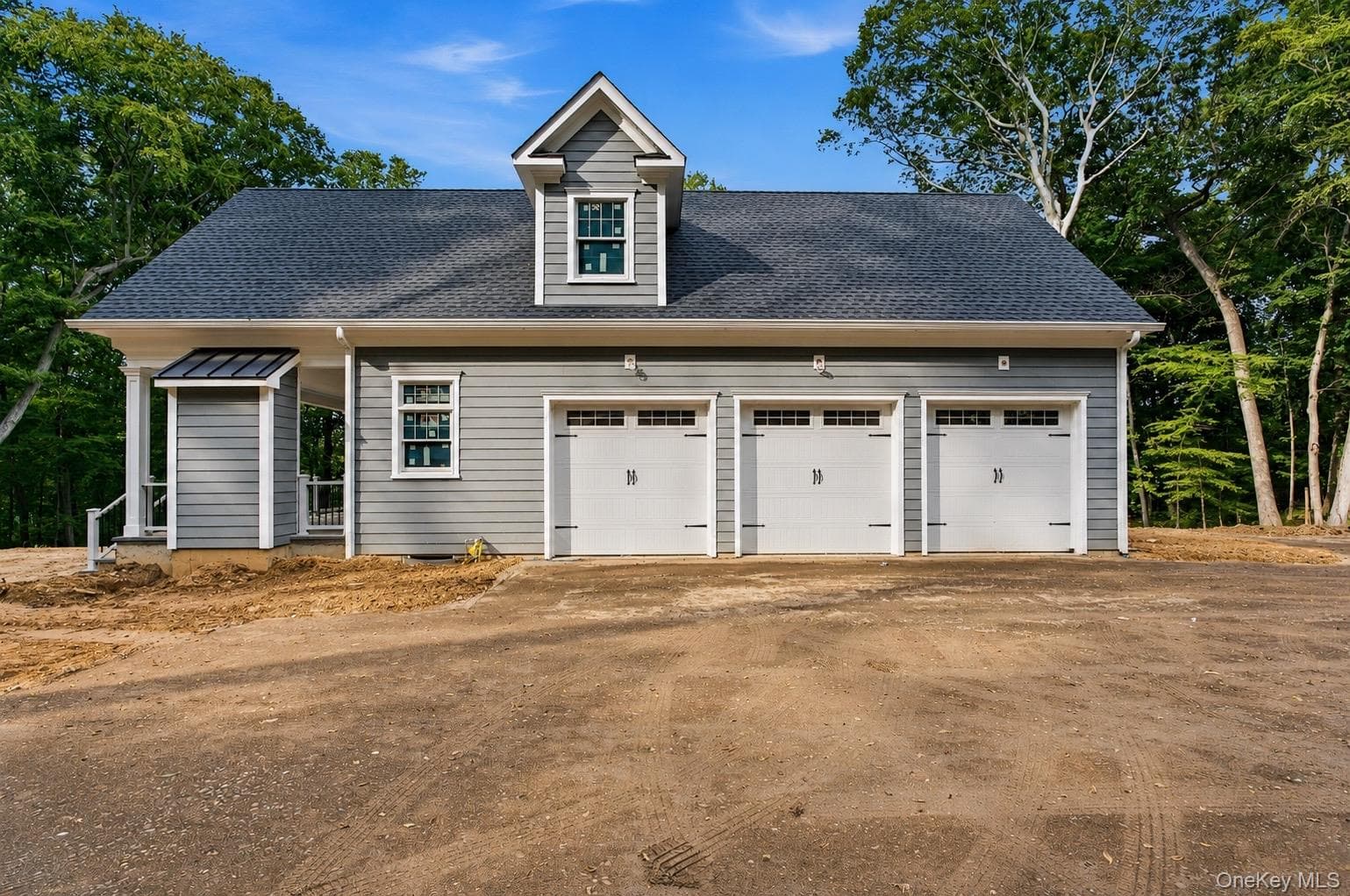 550 Moriches Road thumbnail 5