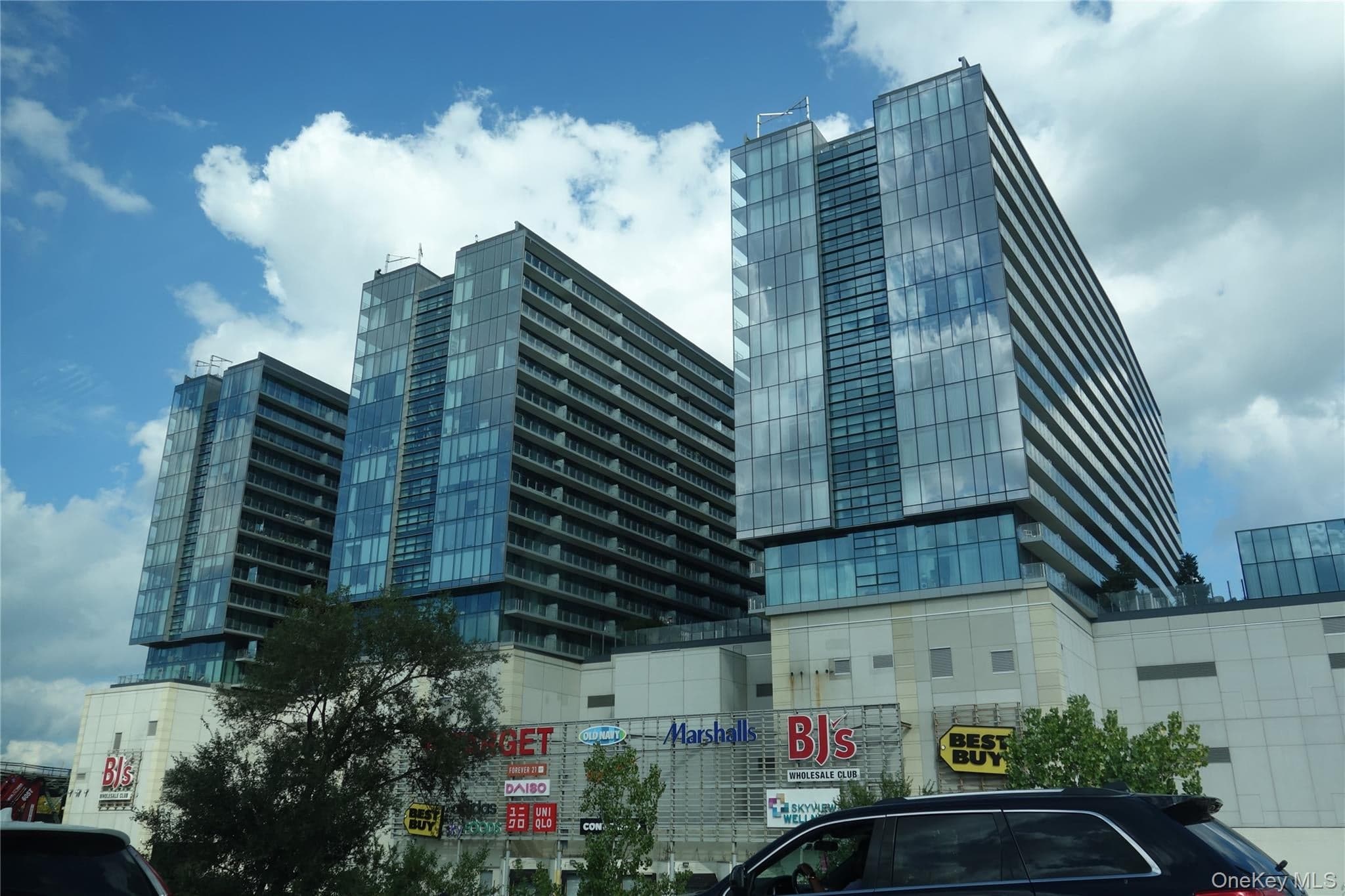 131-07 40th Road Unit: E19 photo 1