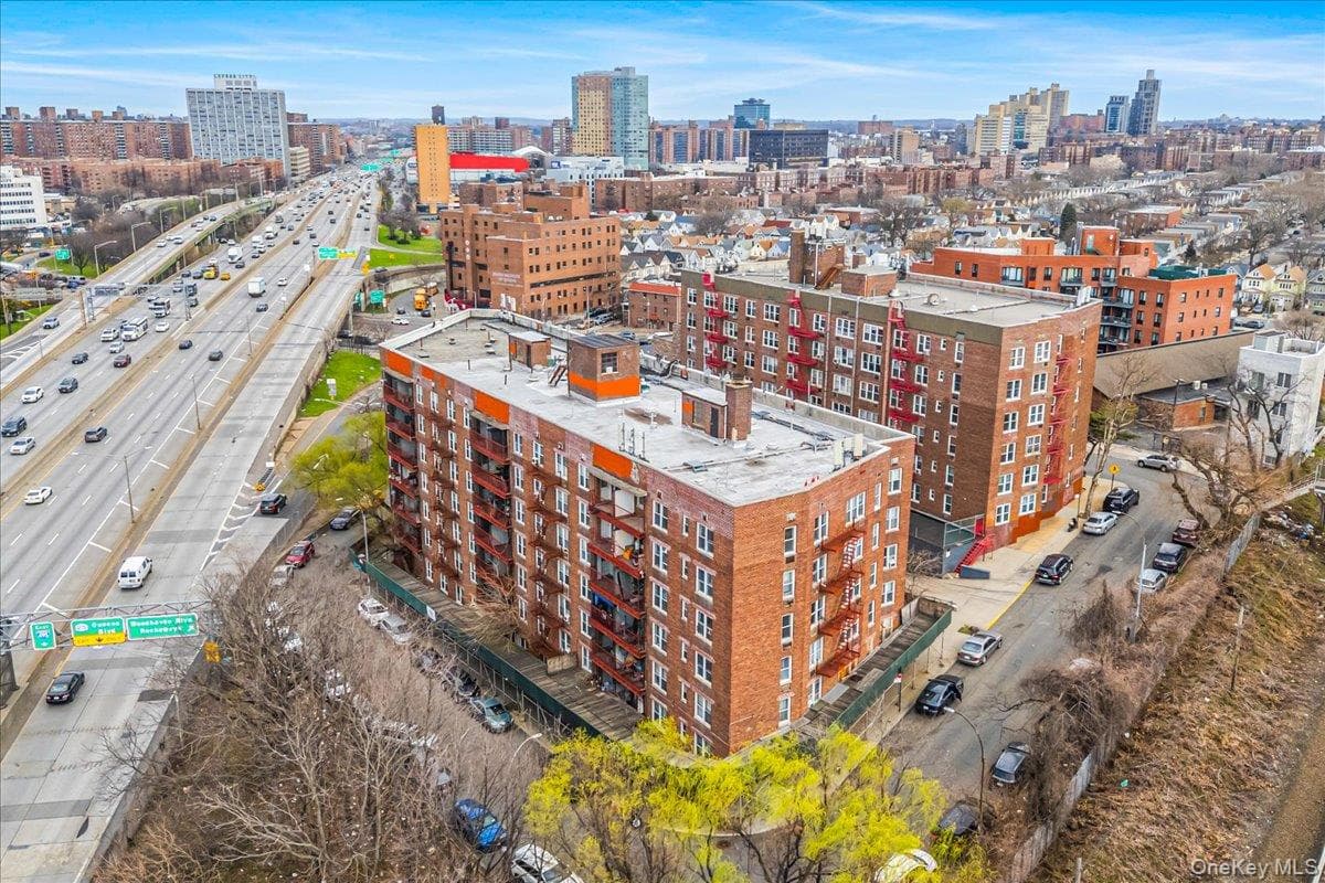 8616 60th Avenue Unit: 5P thumbnail 3