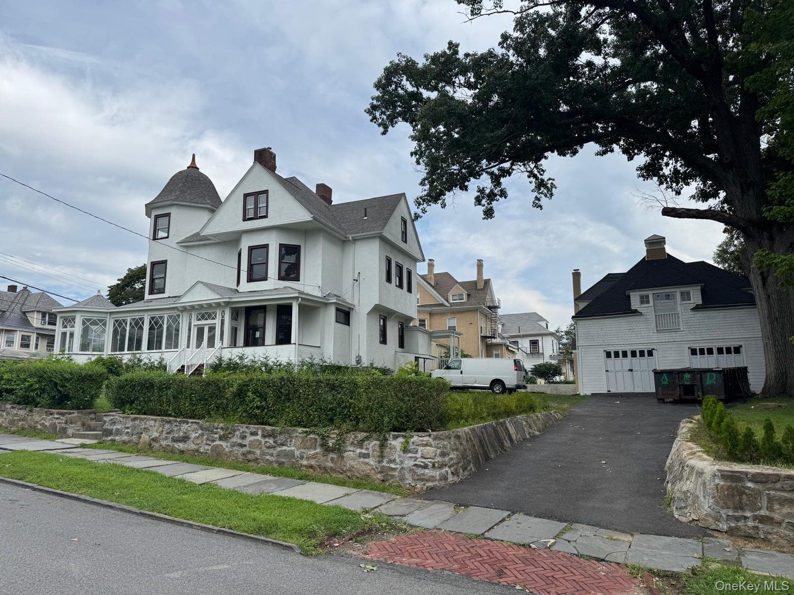 101 Summit Avenue thumbnail 20