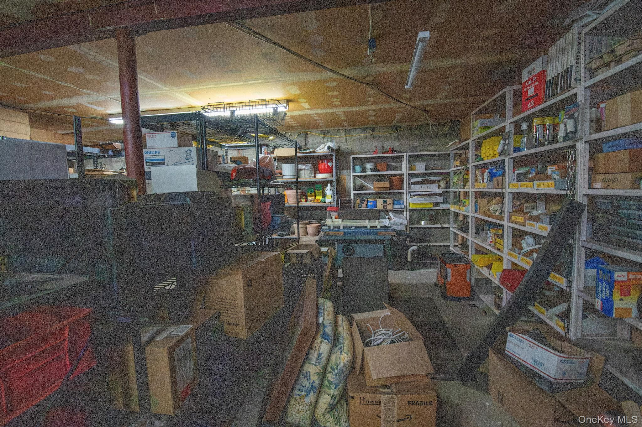 514 Merrick Road thumbnail 30