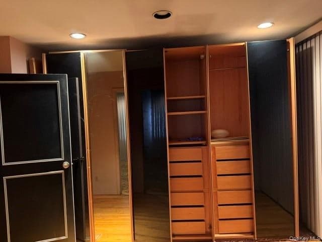 6275 Douglaston Parkway Unit: 11 thumbnail 27