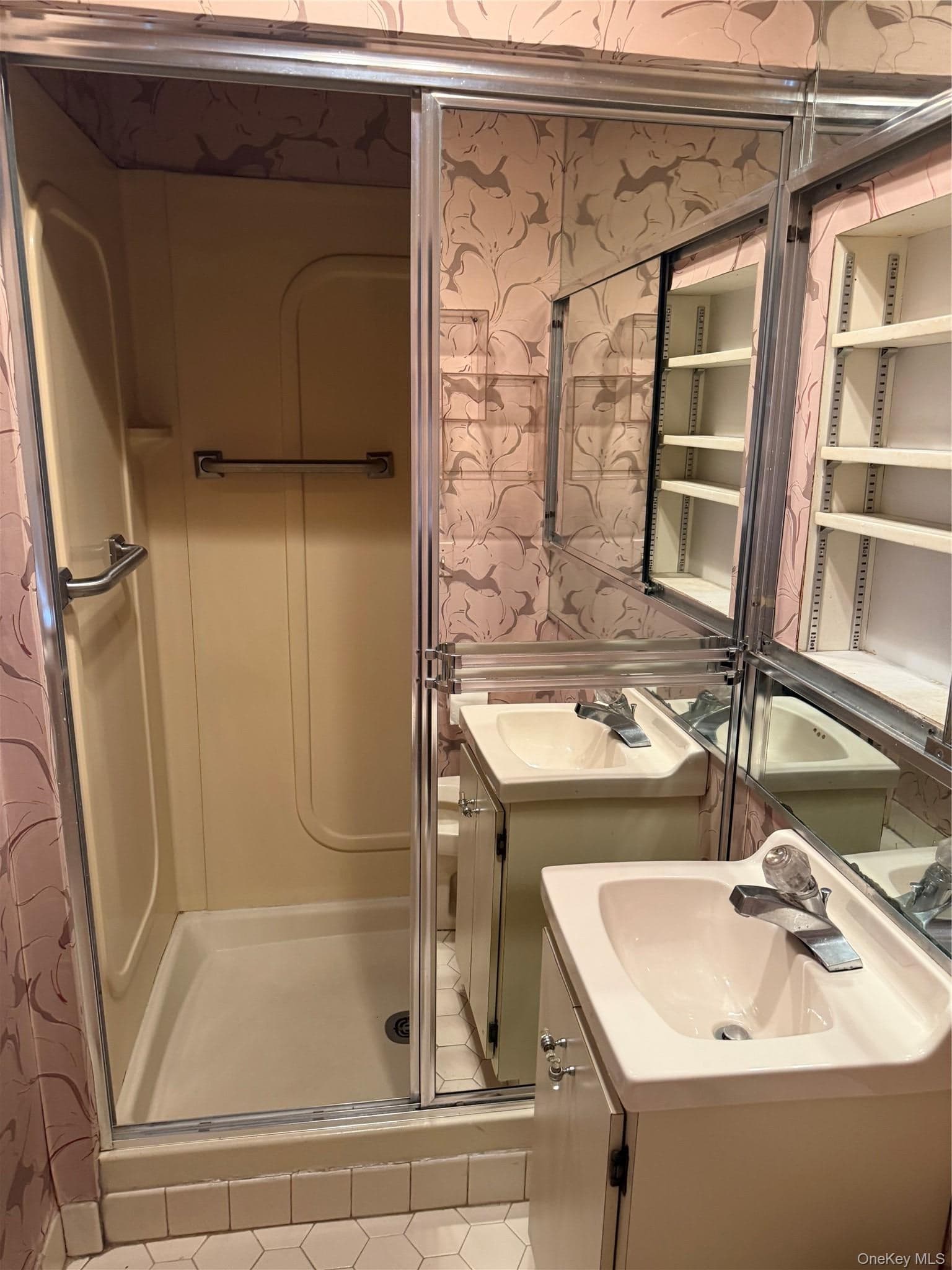 6275 Douglaston Parkway Unit: 11 thumbnail 19
