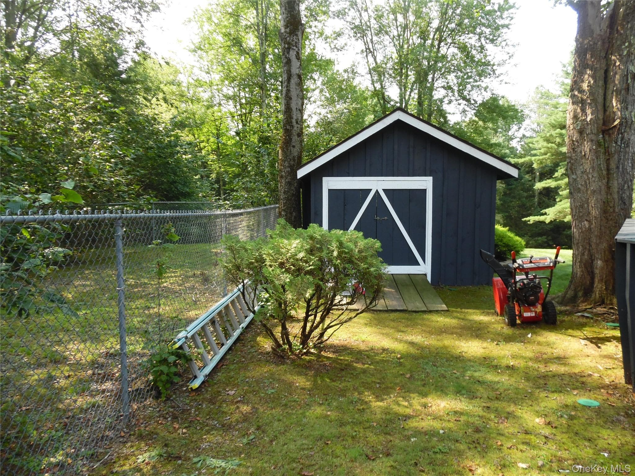 38 E Glen Wild Road thumbnail 16