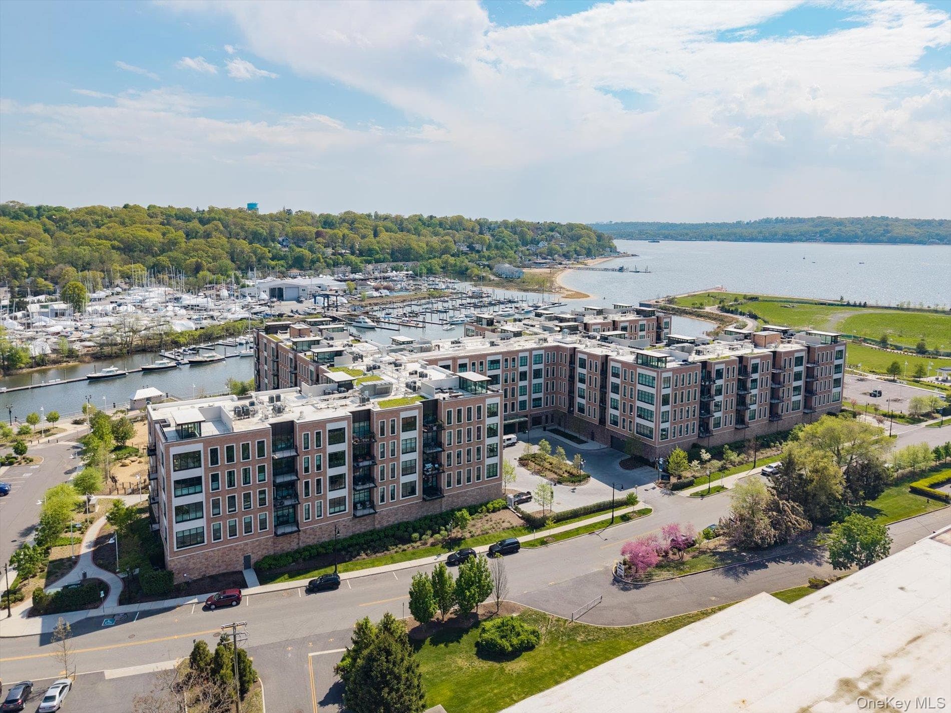 100 Garvies Point Road Unit: 1042, Glen Cove