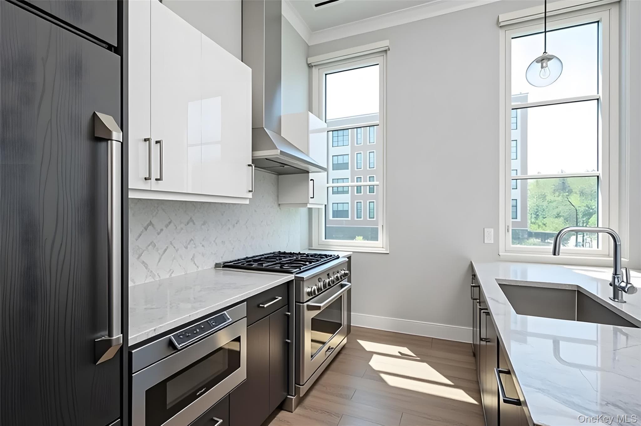 100 Garvies Point Road Unit: 1042 thumbnail 9