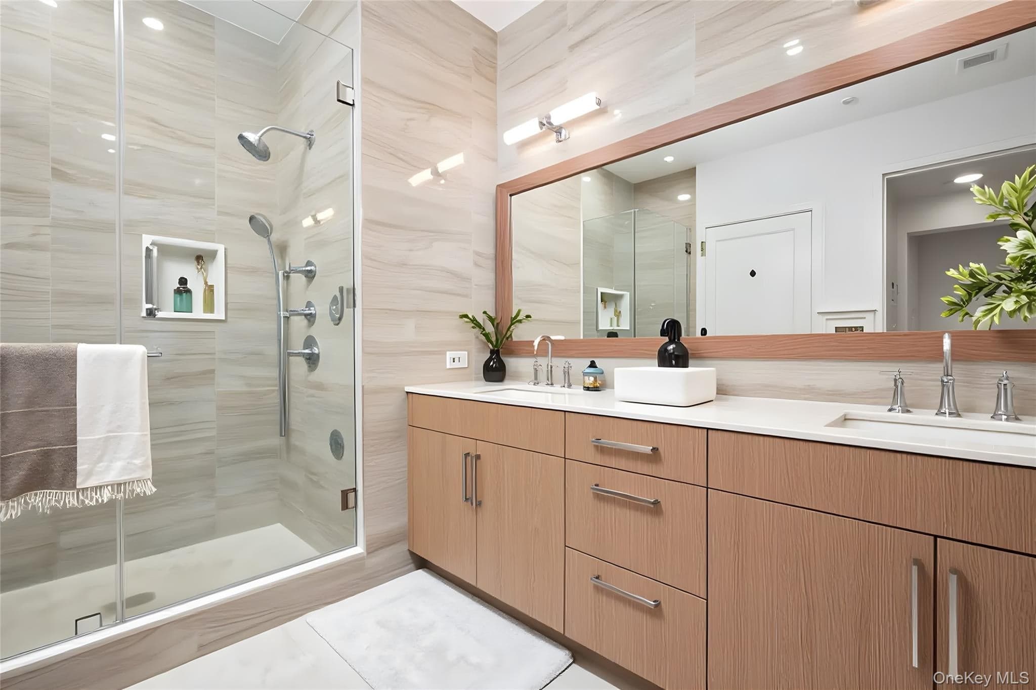 100 Garvies Point Road Unit: 1042 thumbnail 12