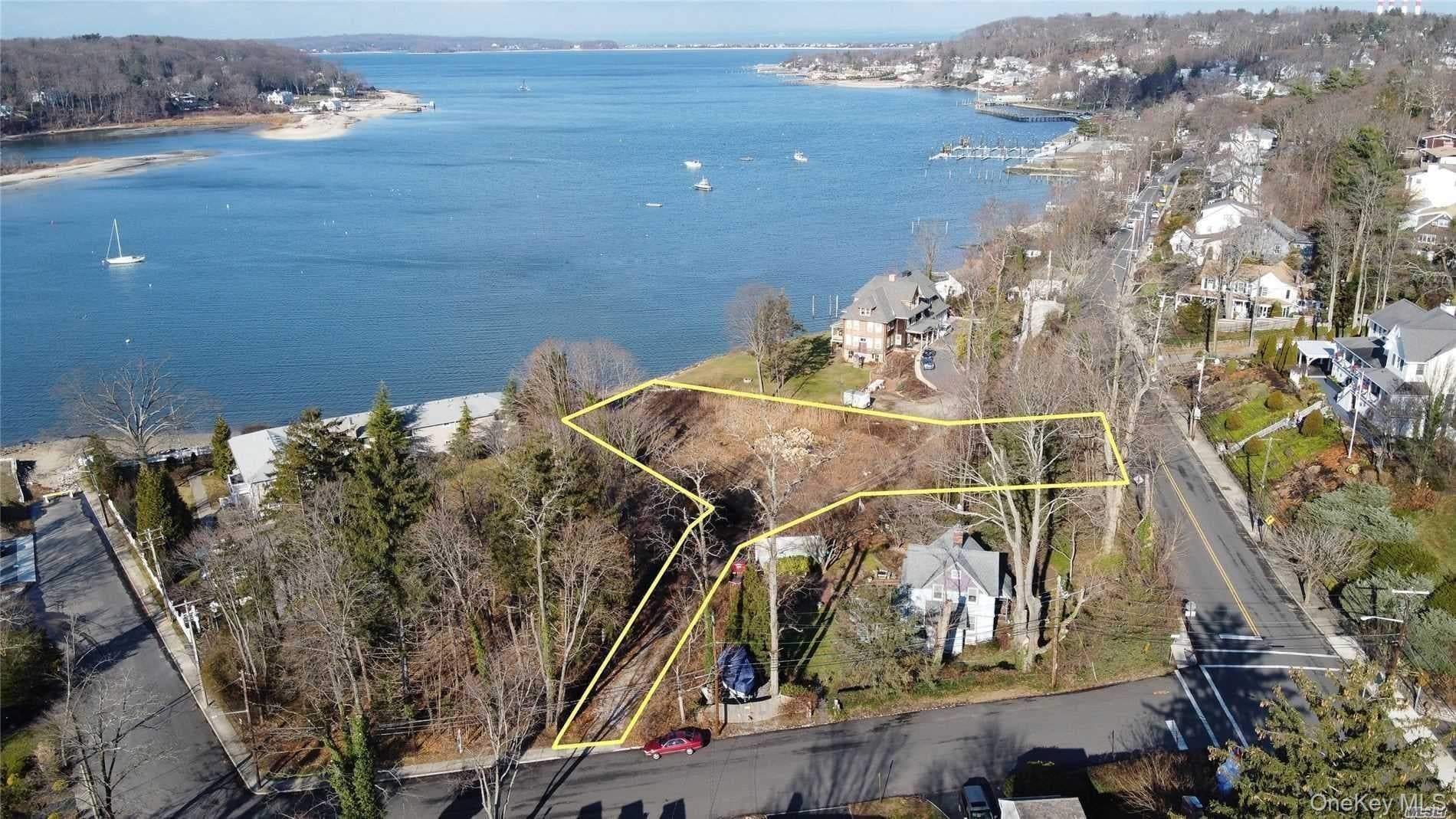 229 Woodbine Avenue, Northport