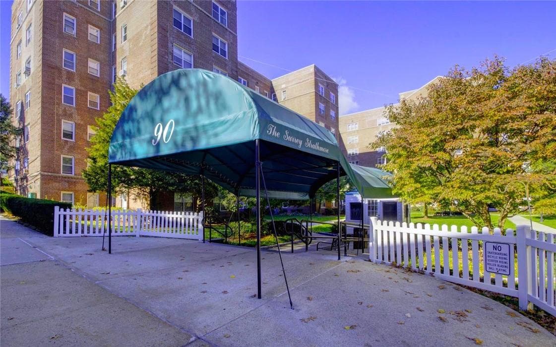 90 Bryant Avenue Unit: 4A-C photo 1