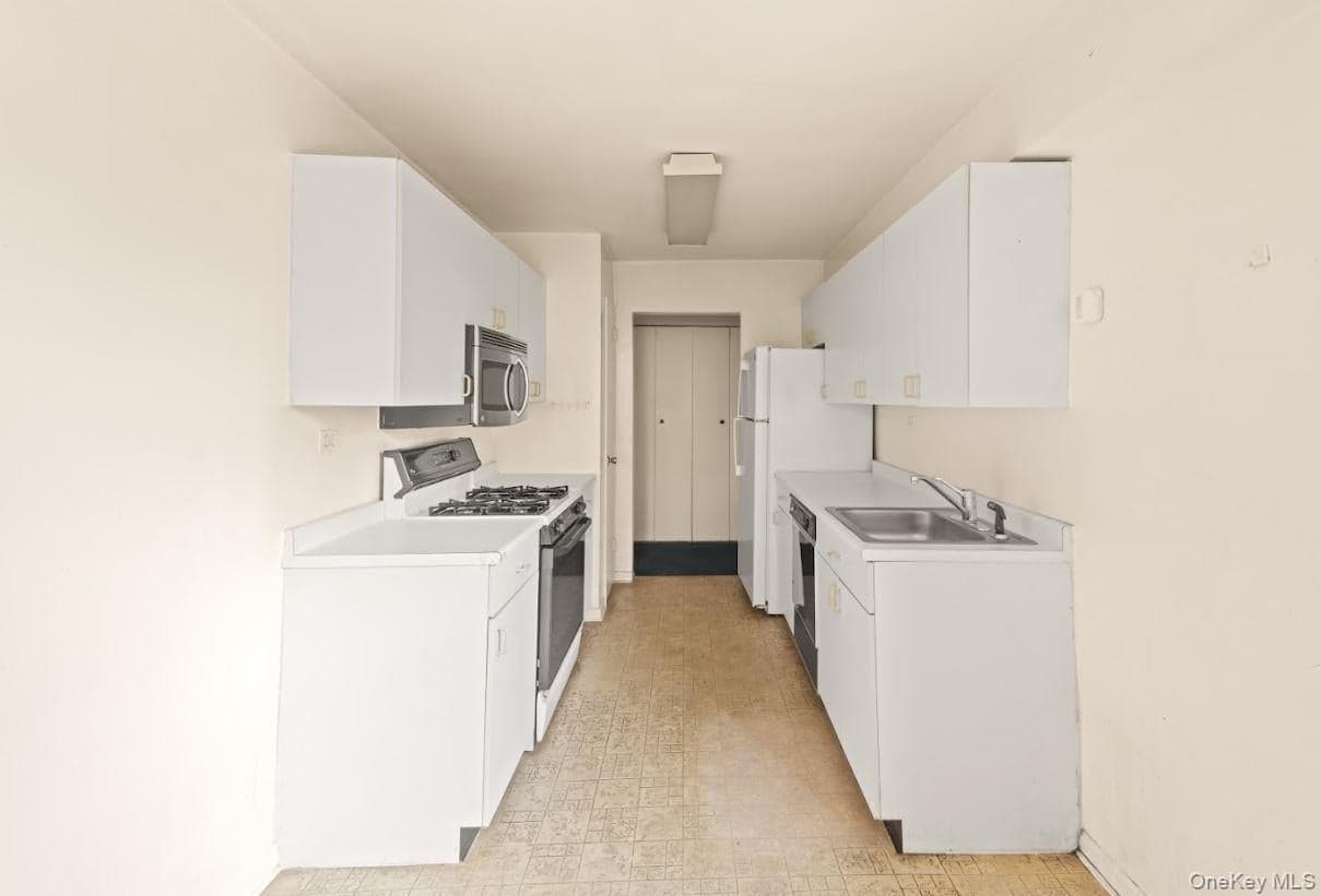 18-75 Corporal Kennedy Street Unit: 3J thumbnail 7