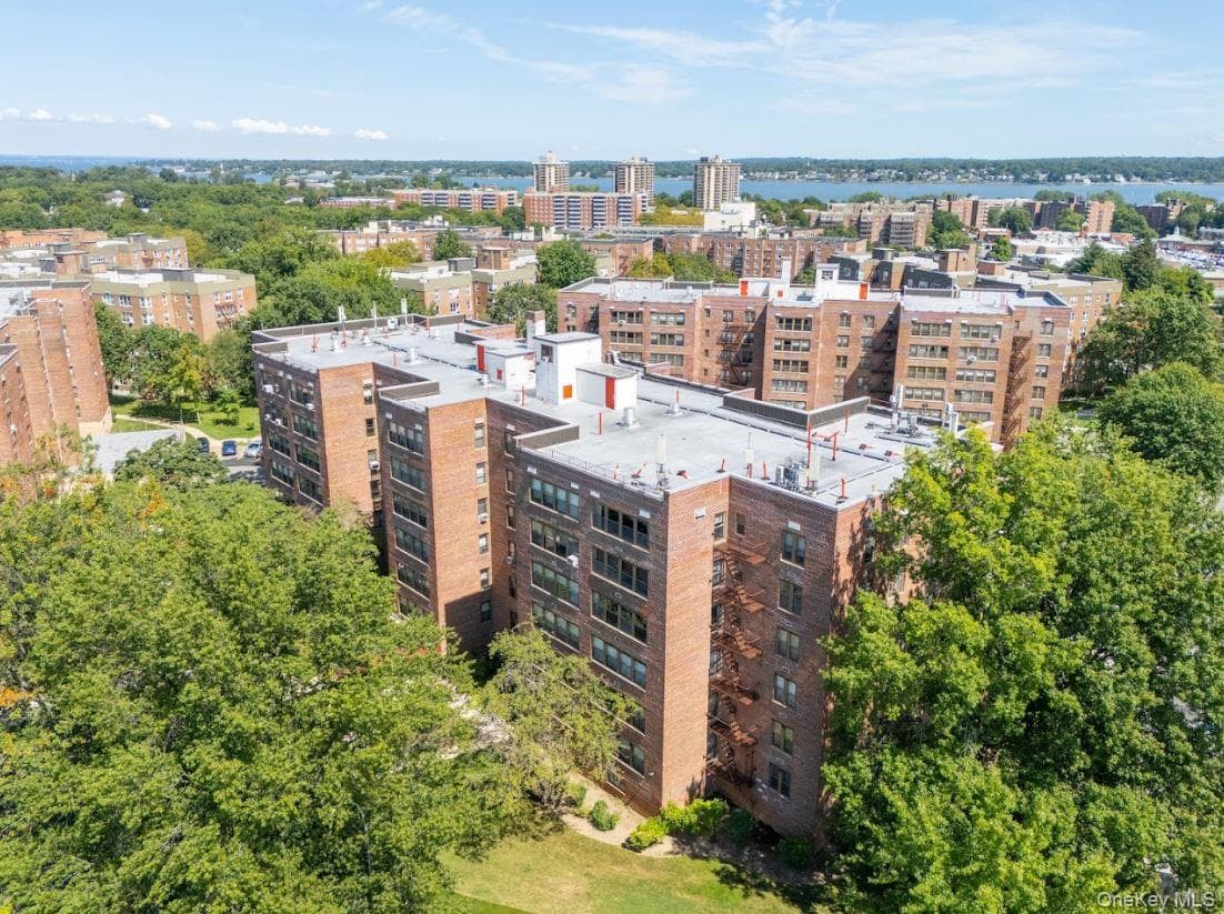 18-75 Corporal Kennedy Street Unit: 3J thumbnail 26