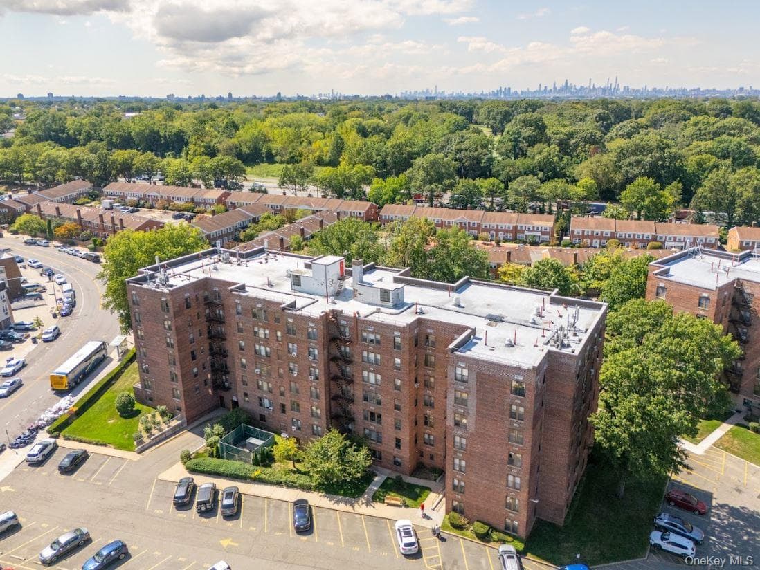 18-75 Corporal Kennedy Street Unit: 3J thumbnail 27