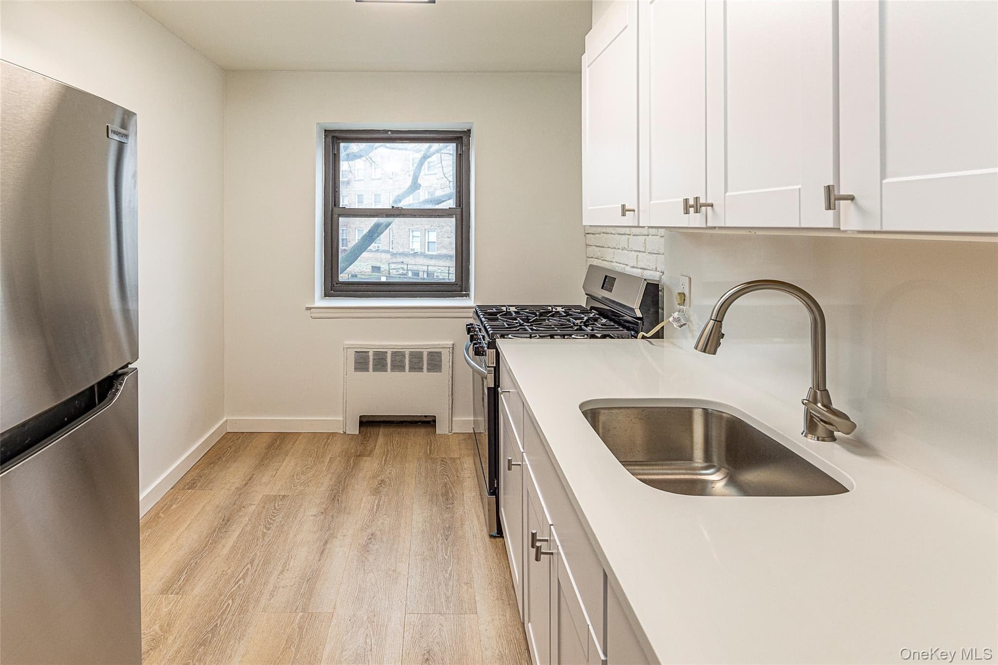 30 Fleetwood Avenue Unit: 2E thumbnail 5