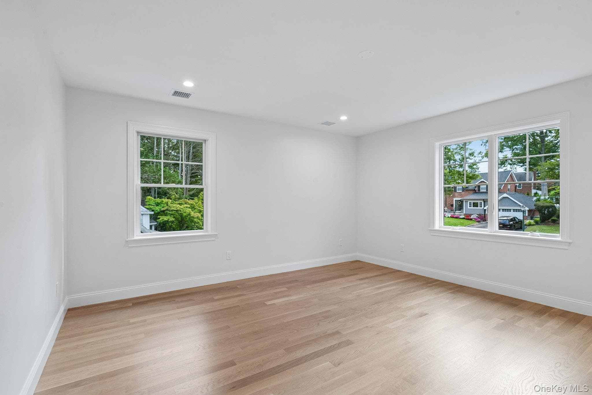 12 Orchard Meadow Road thumbnail 24