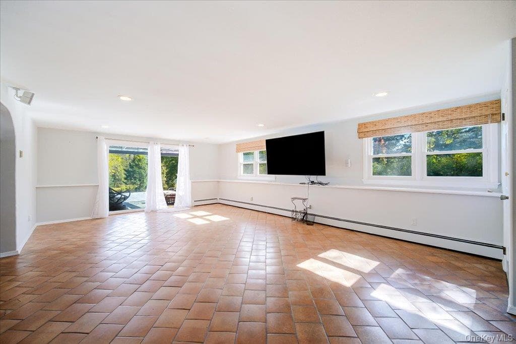 58 Ryerson Road thumbnail 16