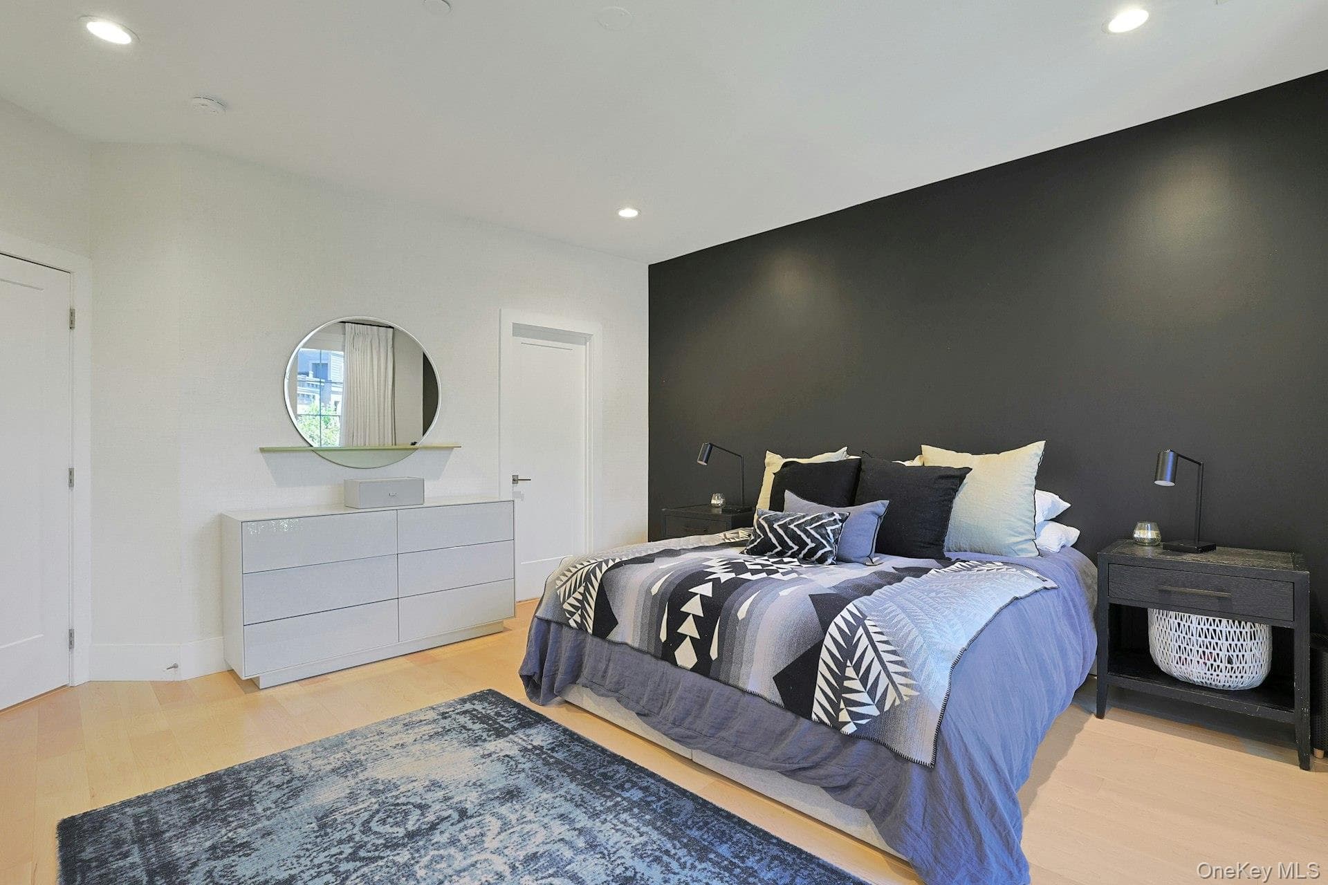 340 Horseman Boulevard thumbnail 18