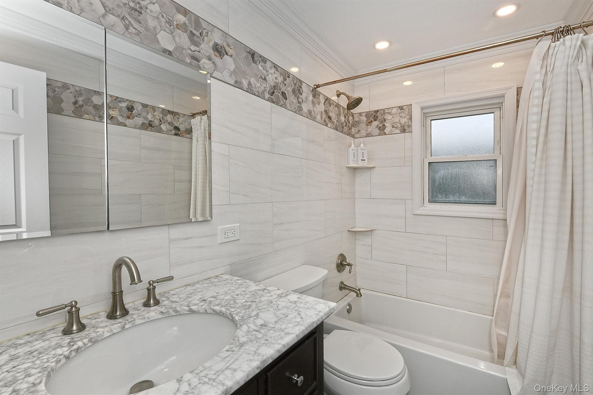 3730 Bernard Drive thumbnail 22