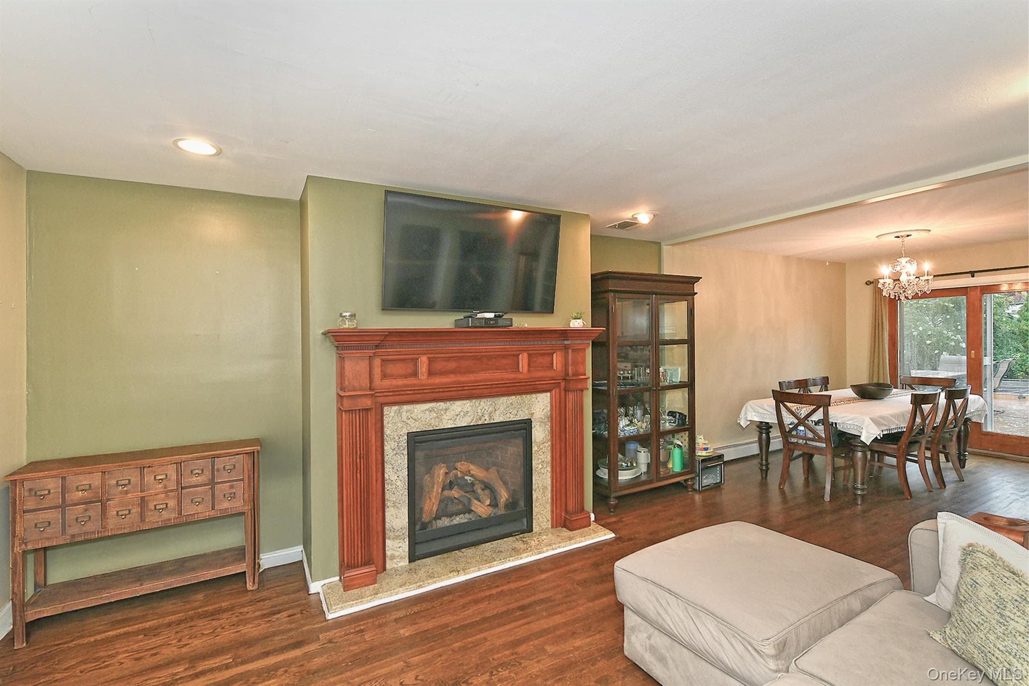 3730 Bernard Drive thumbnail 9