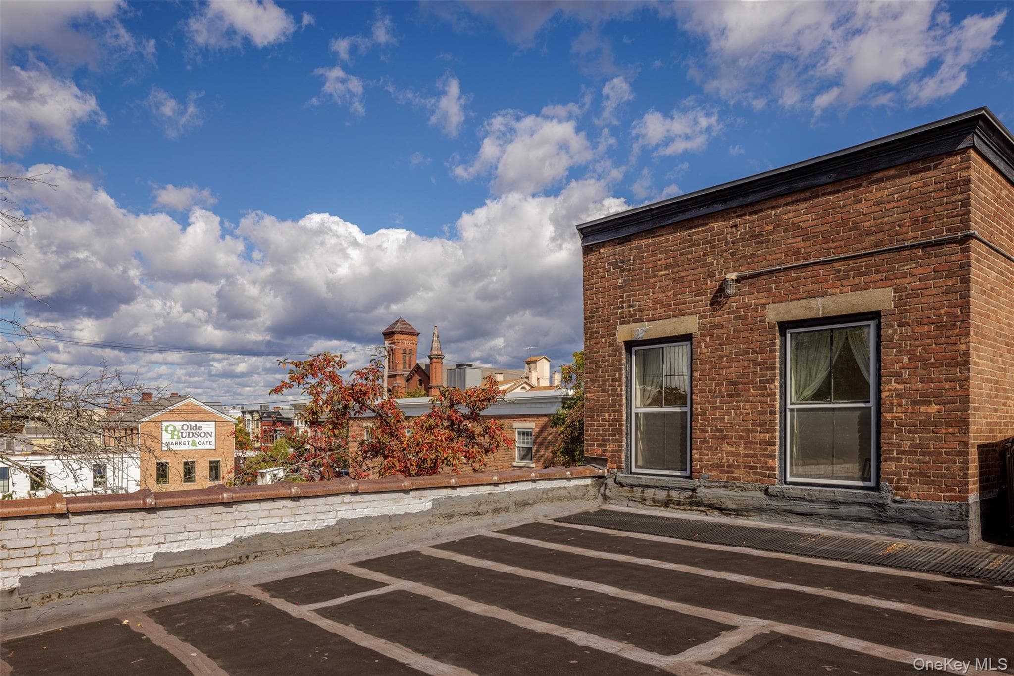 511 Warren Street thumbnail 22
