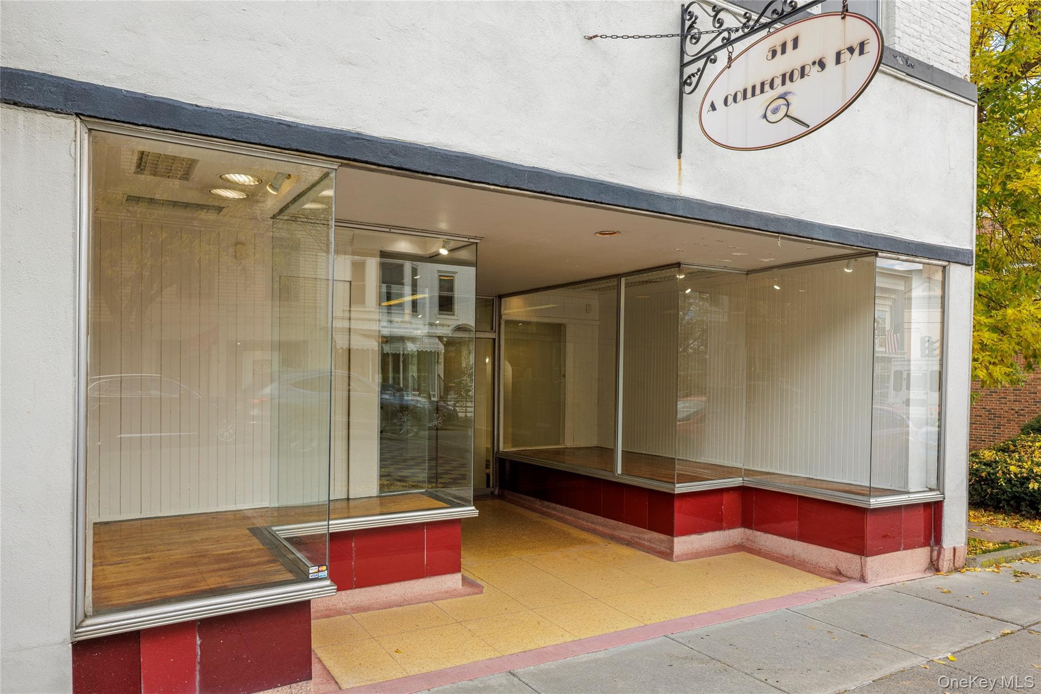 511 Warren Street thumbnail 4