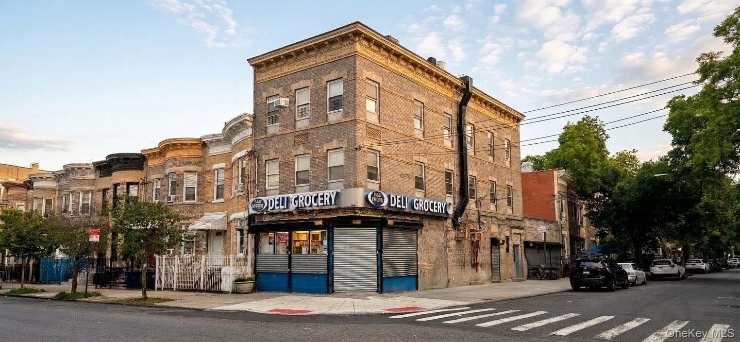 576 Ridgewood Avenue, Brooklyn